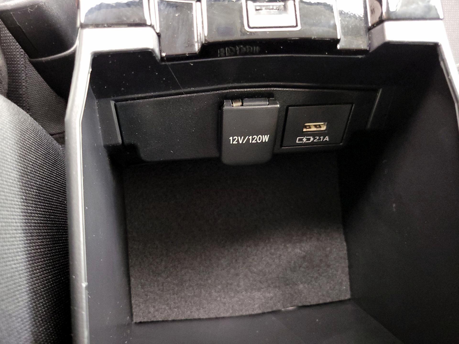 Thumbnail: 2020 Toyota Corolla - 18