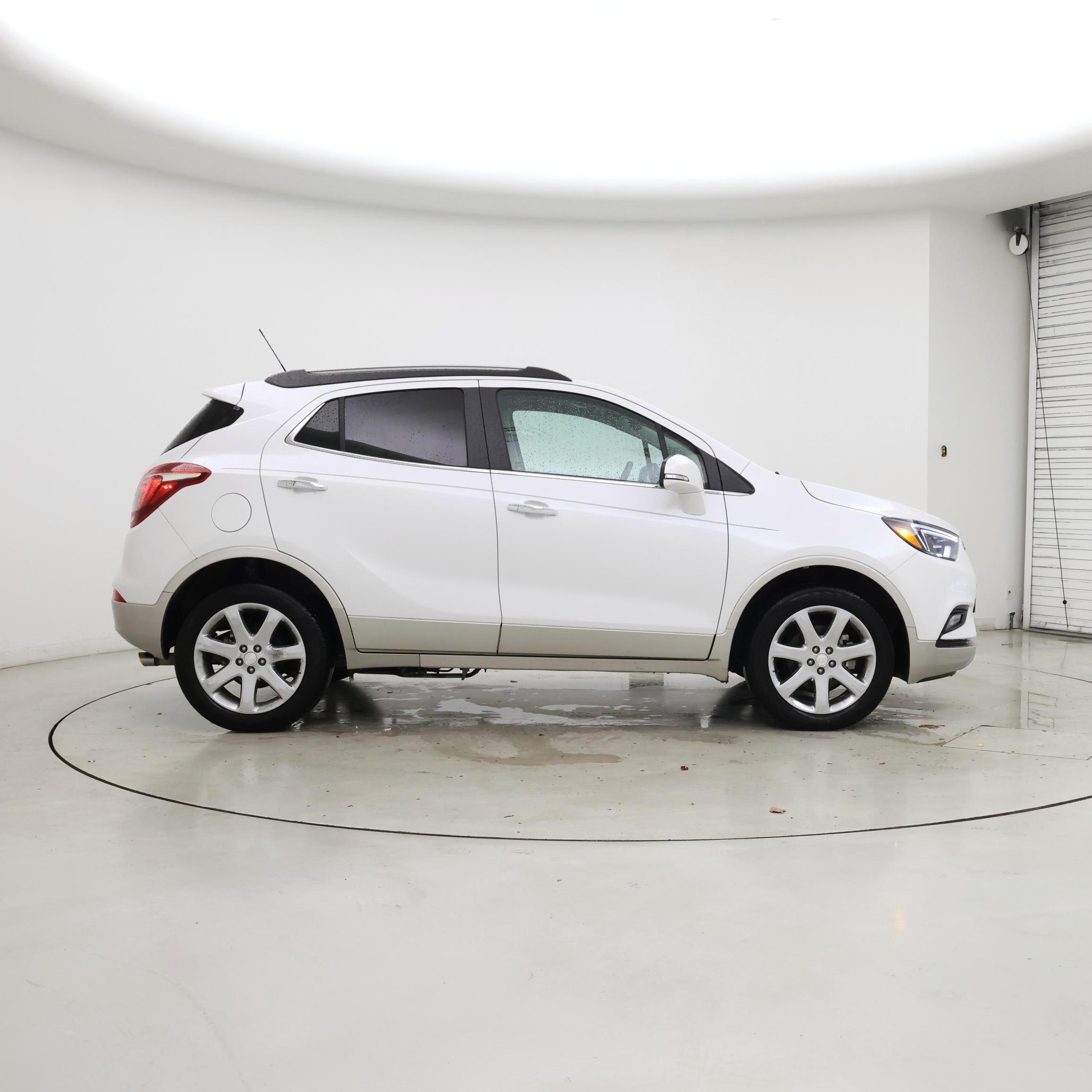 Thumbnail: 2017 Buick Encore - 7