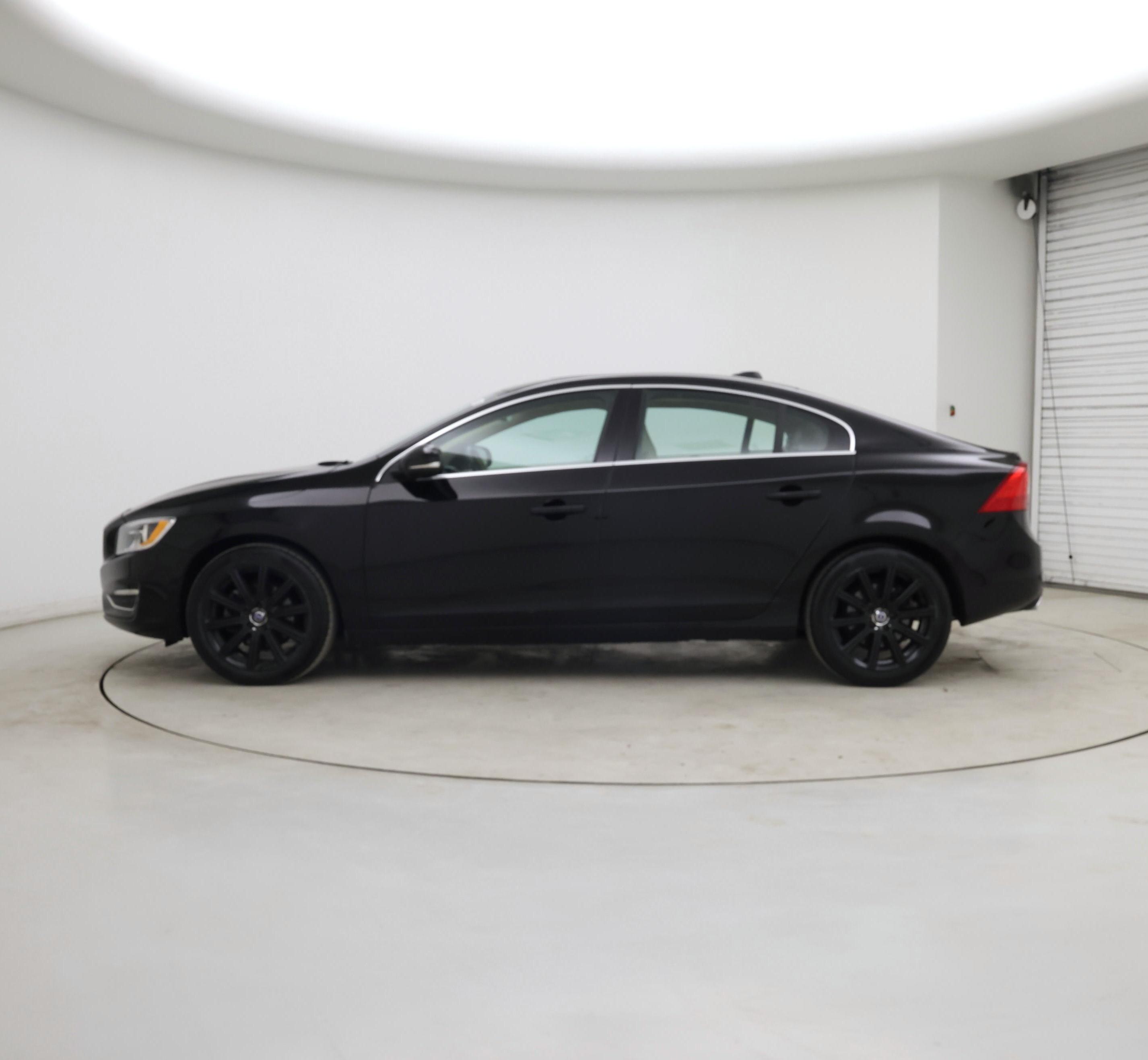 Thumbnail: 2016 Volvo S60 - 3