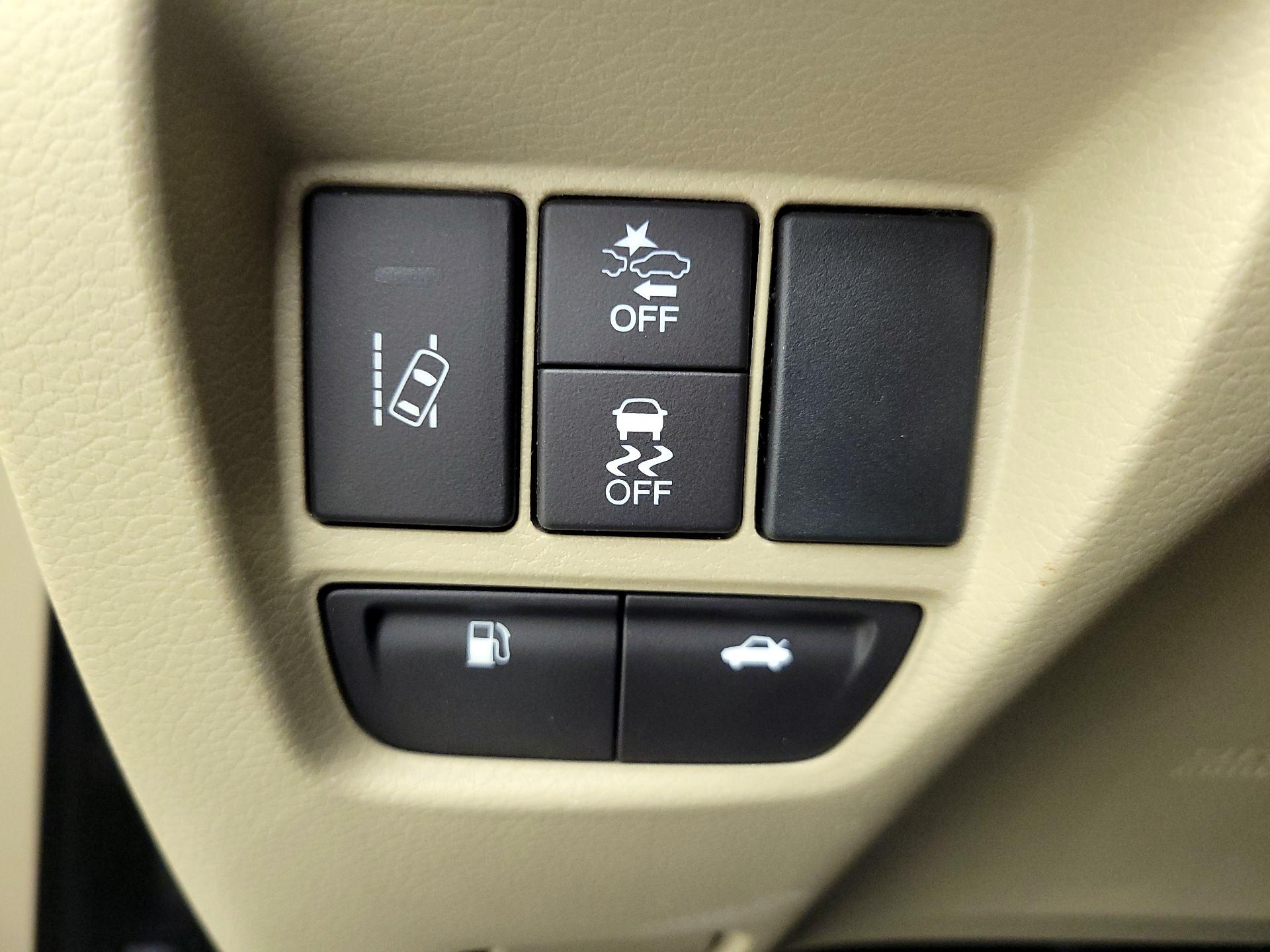 Thumbnail: 2020 Acura TLX - 13