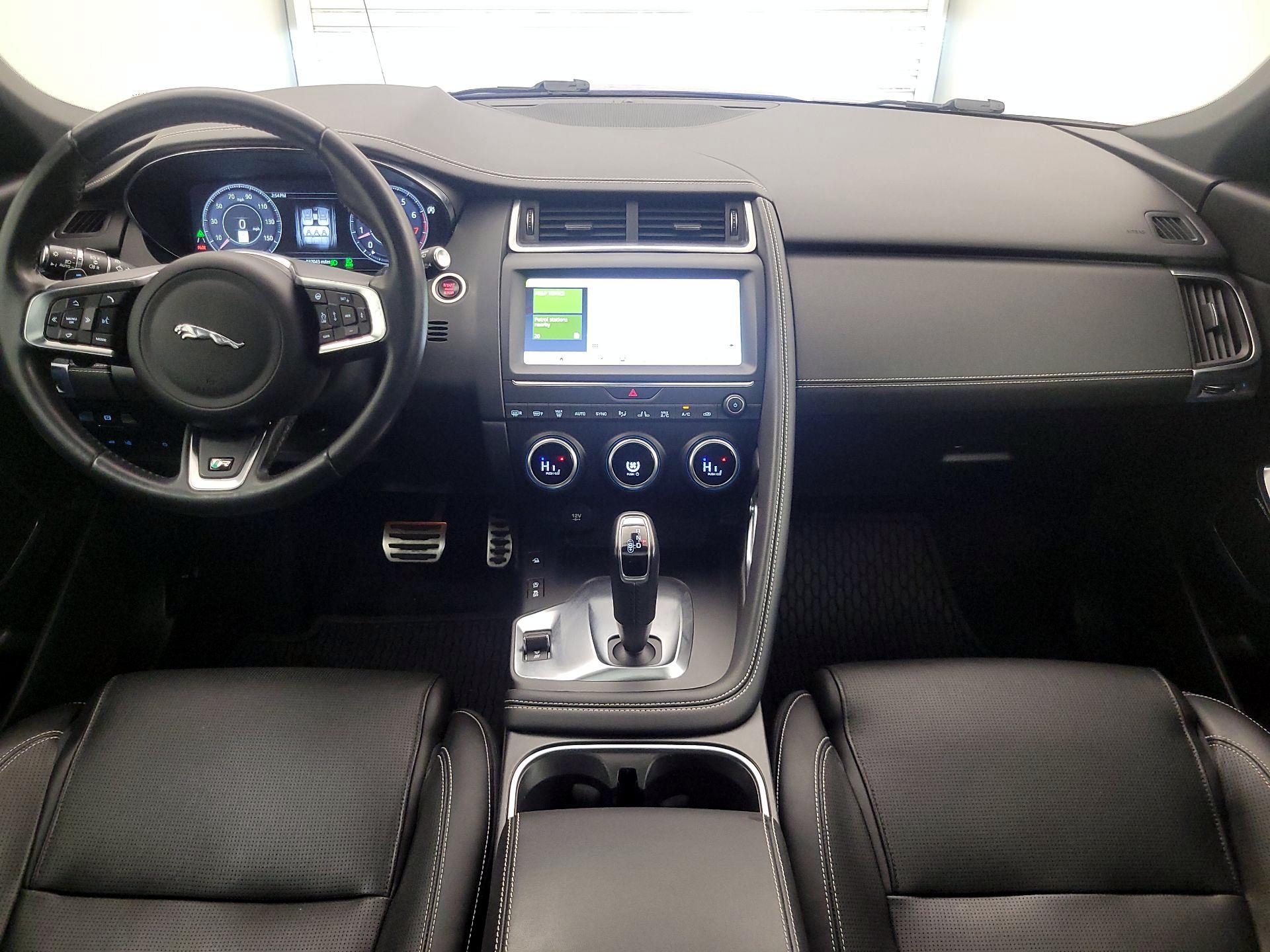 Thumbnail: 2019 Jaguar E-Pace - 9