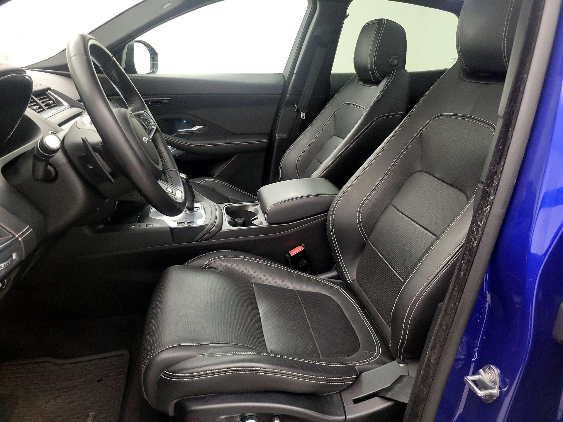 Thumbnail: 2019 Jaguar E-Pace - 11