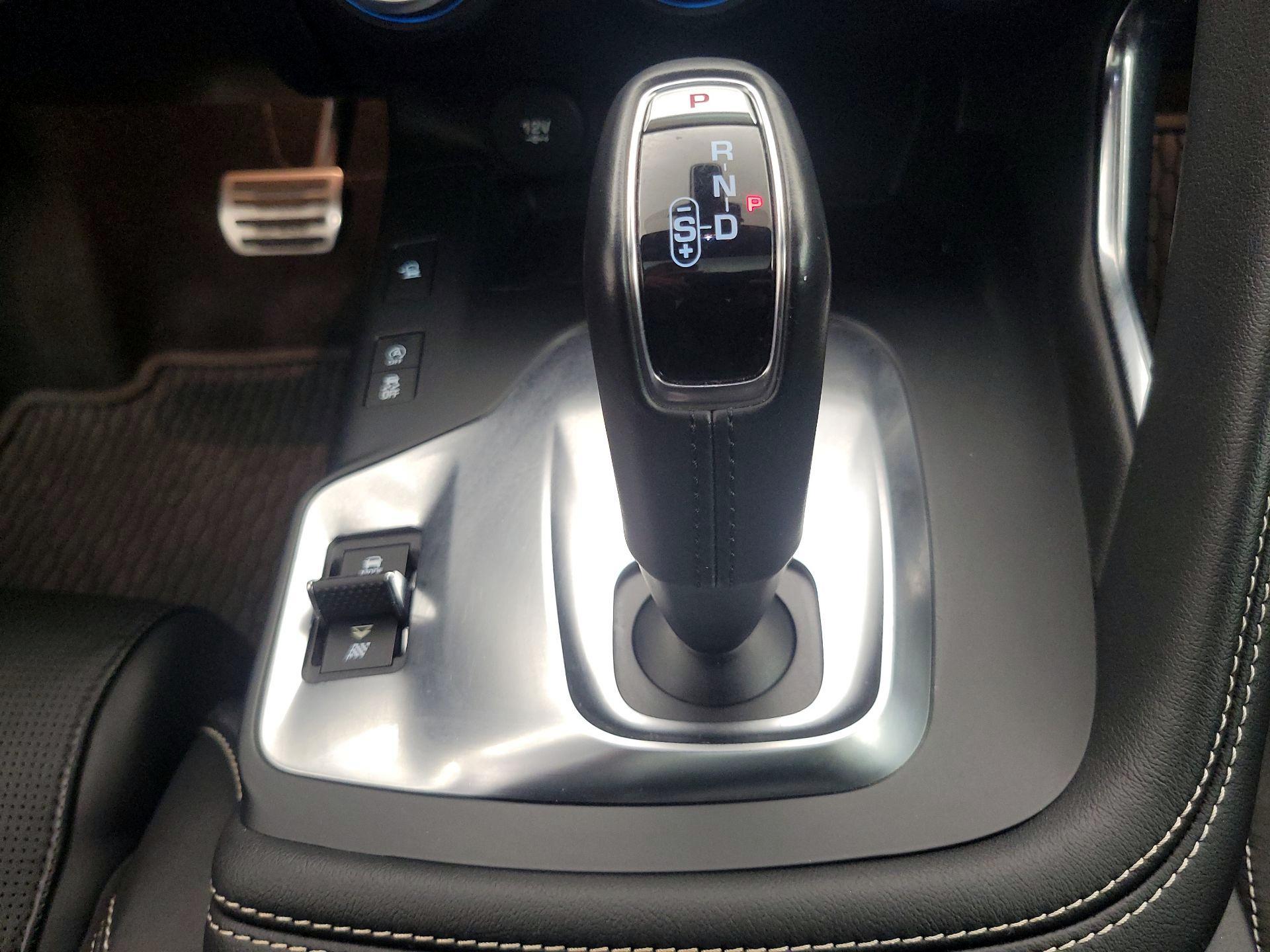 Thumbnail: 2019 Jaguar E-Pace - 18