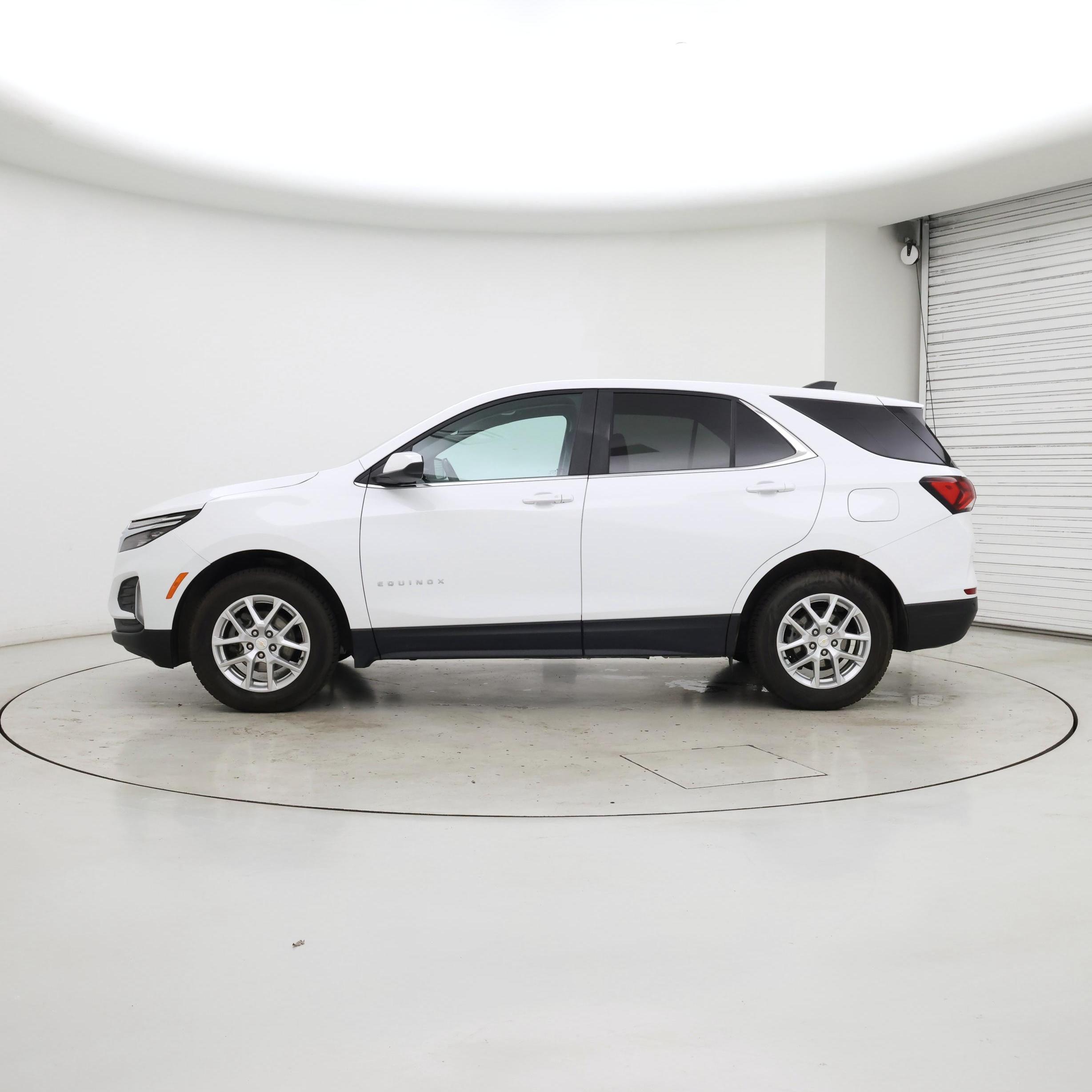 Thumbnail: 2024 Chevrolet Equinox - 3