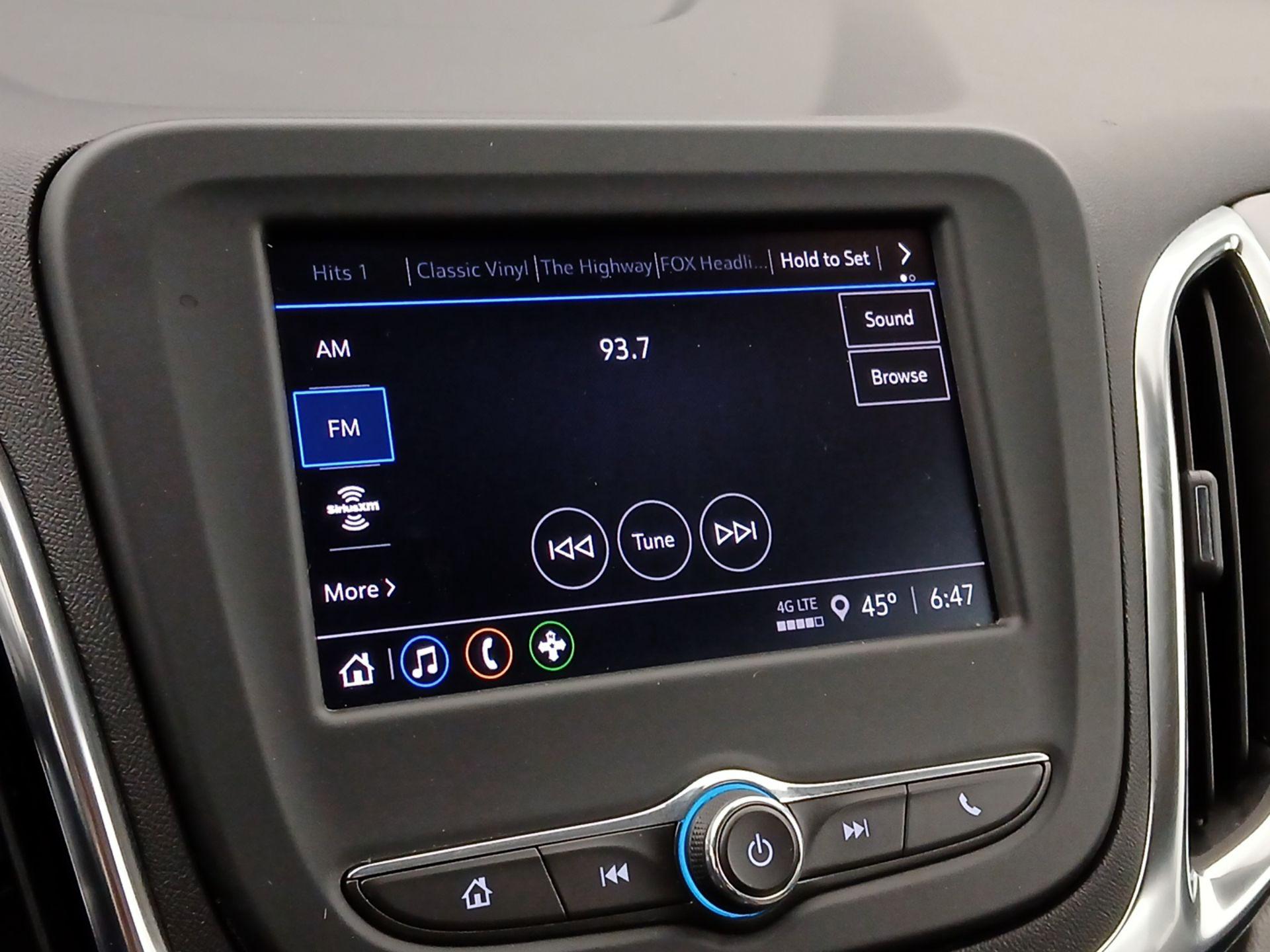 Thumbnail: 2024 Chevrolet Equinox - 15