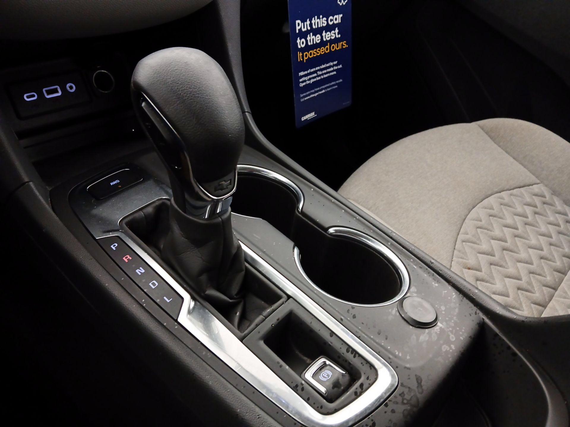 Thumbnail: 2024 Chevrolet Equinox - 17