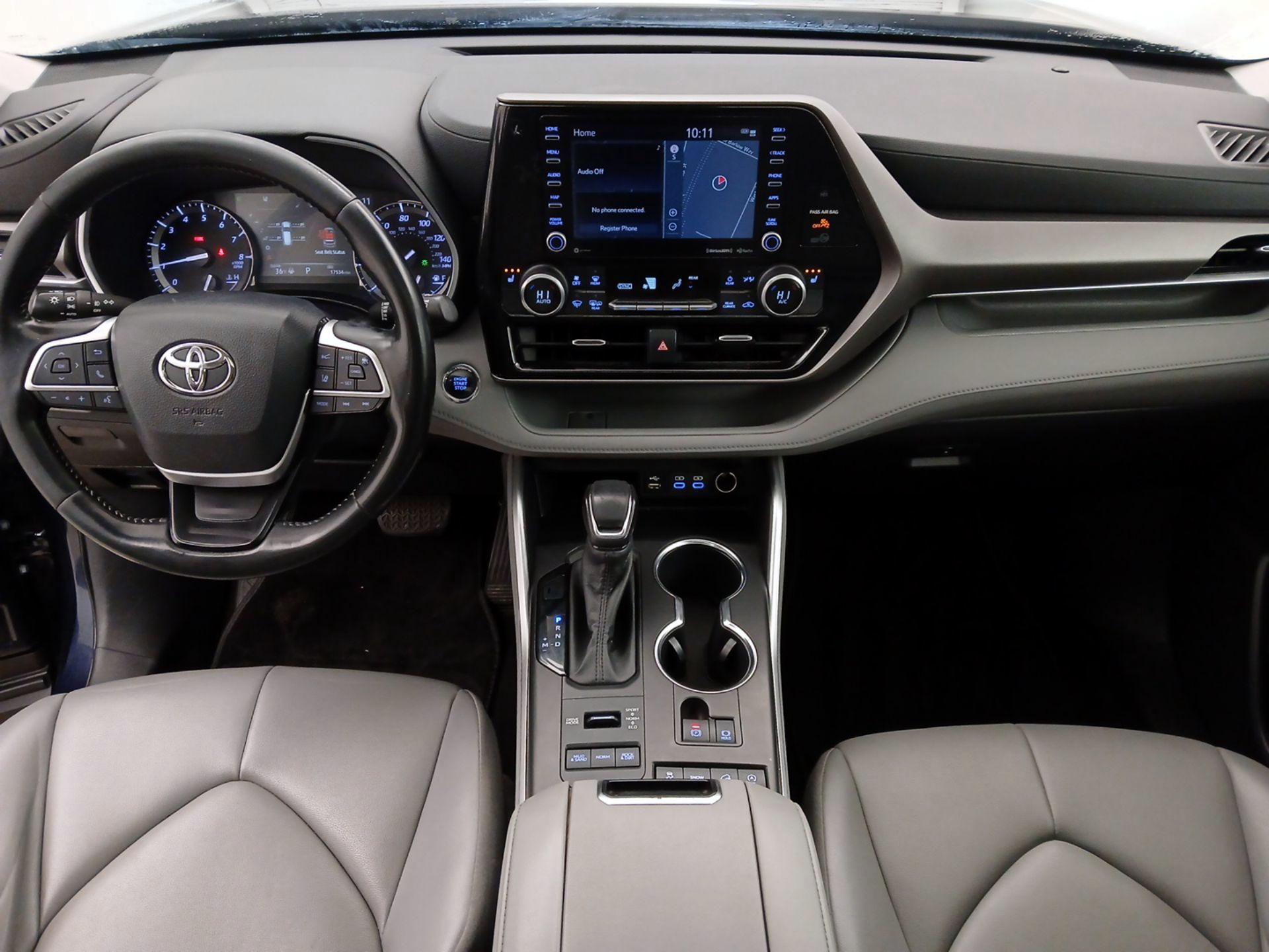 Thumbnail: 2022 Toyota Highlander - 9