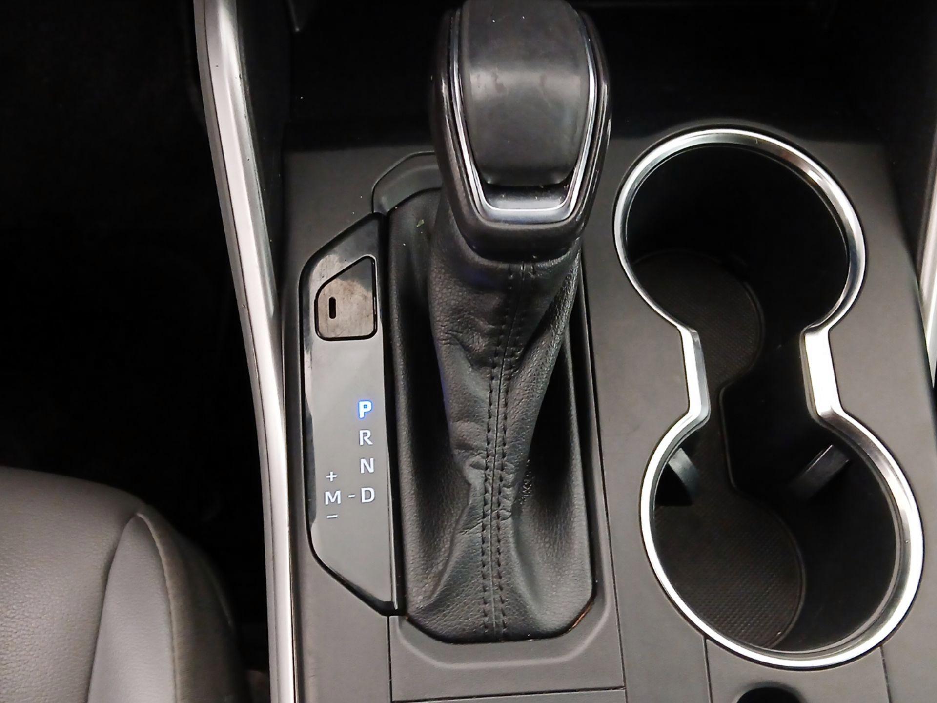 Thumbnail: 2022 Toyota Highlander - 18