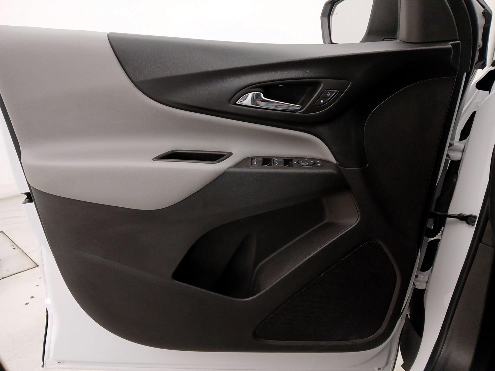 Thumbnail: 2024 Chevrolet Equinox - 12