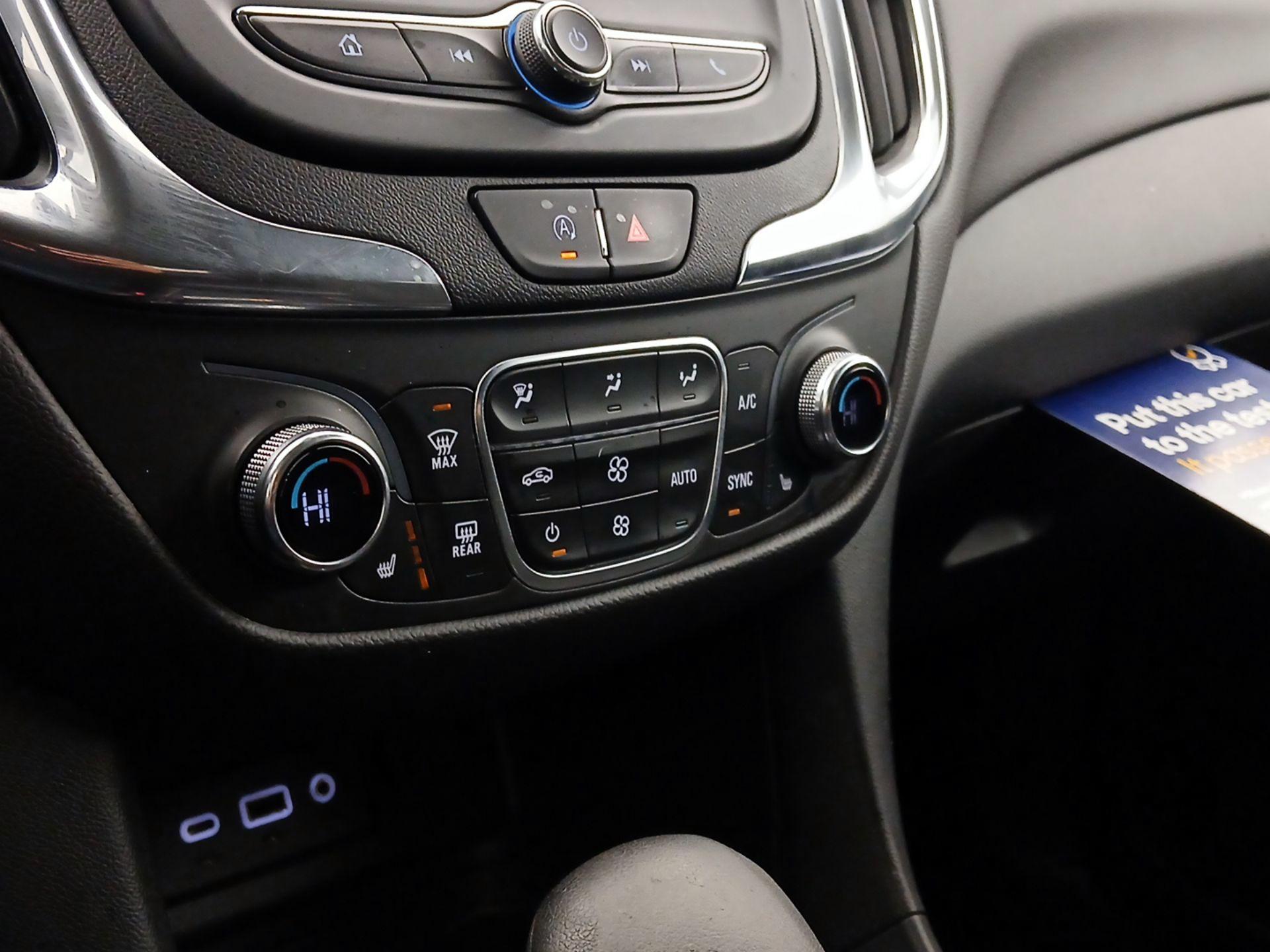 Thumbnail: 2024 Chevrolet Equinox - 16