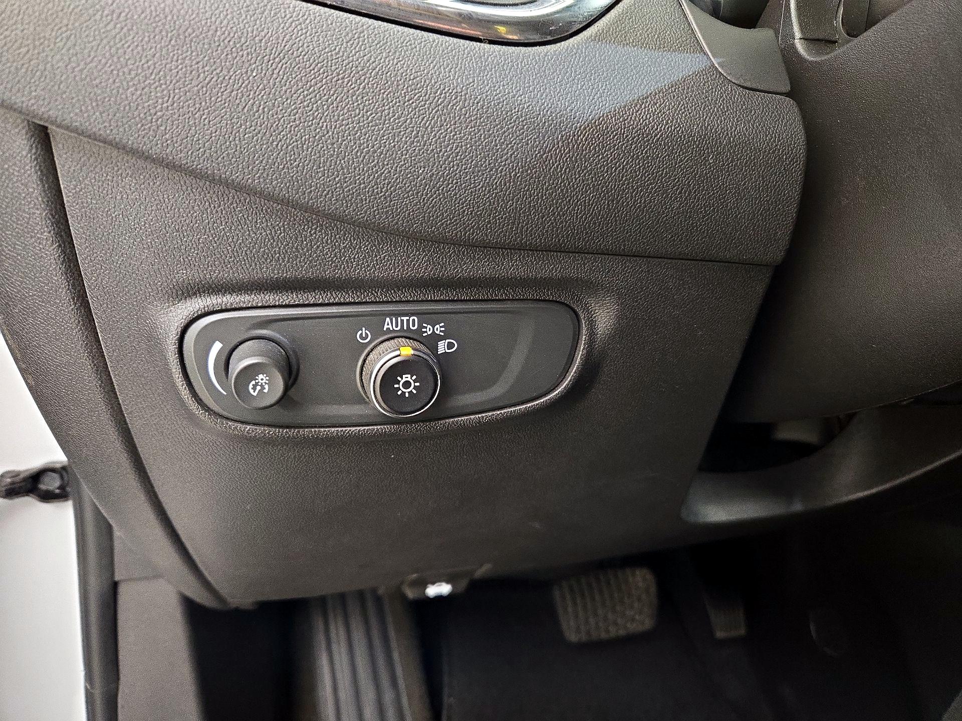 Thumbnail: 2024 Chevrolet Equinox - 13