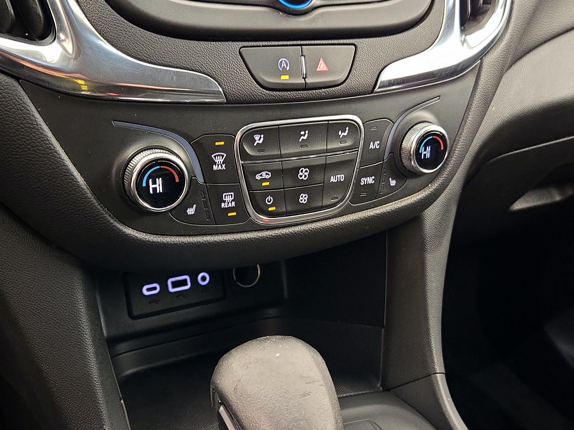 Thumbnail: 2024 Chevrolet Equinox - 16