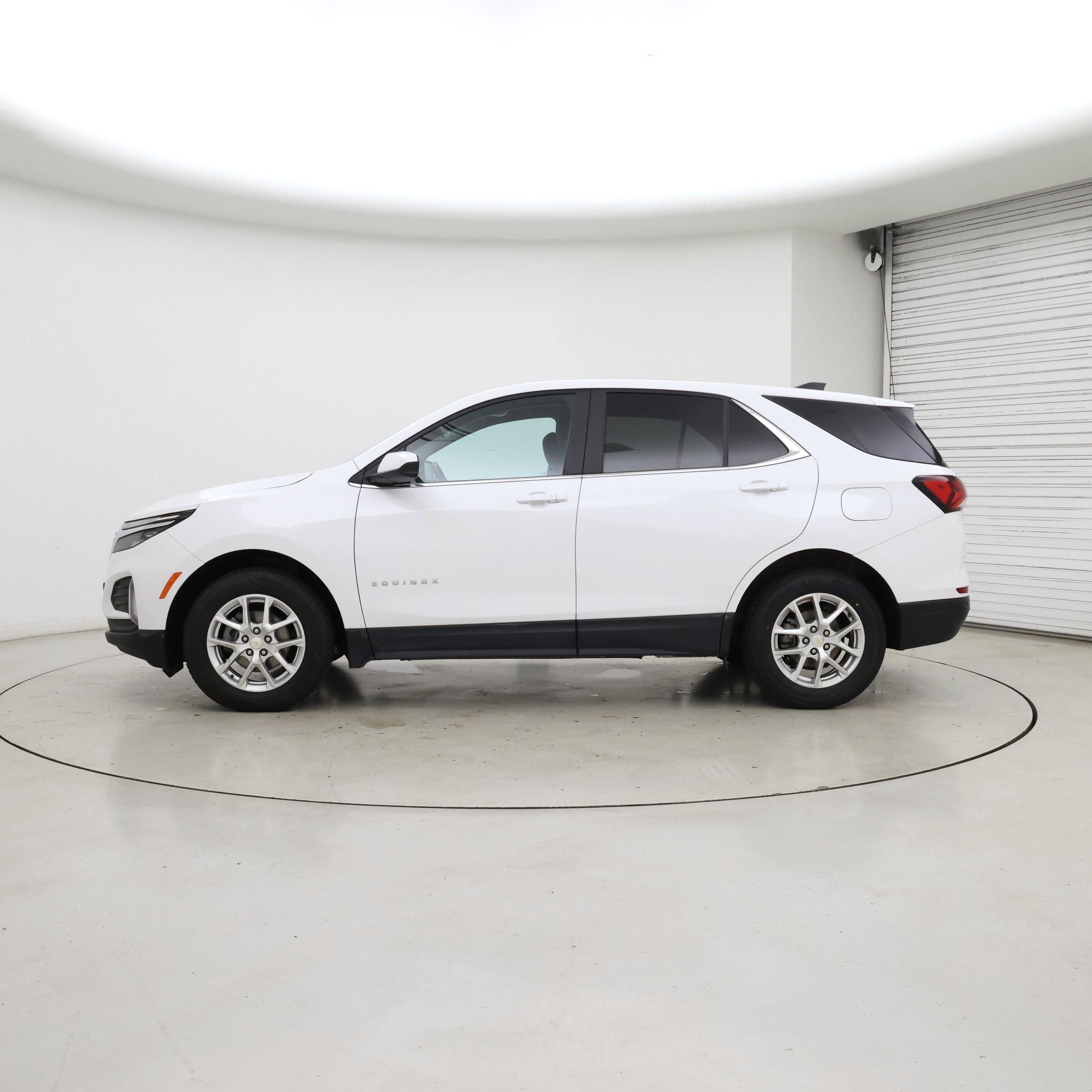 Thumbnail: 2024 Chevrolet Equinox - 3