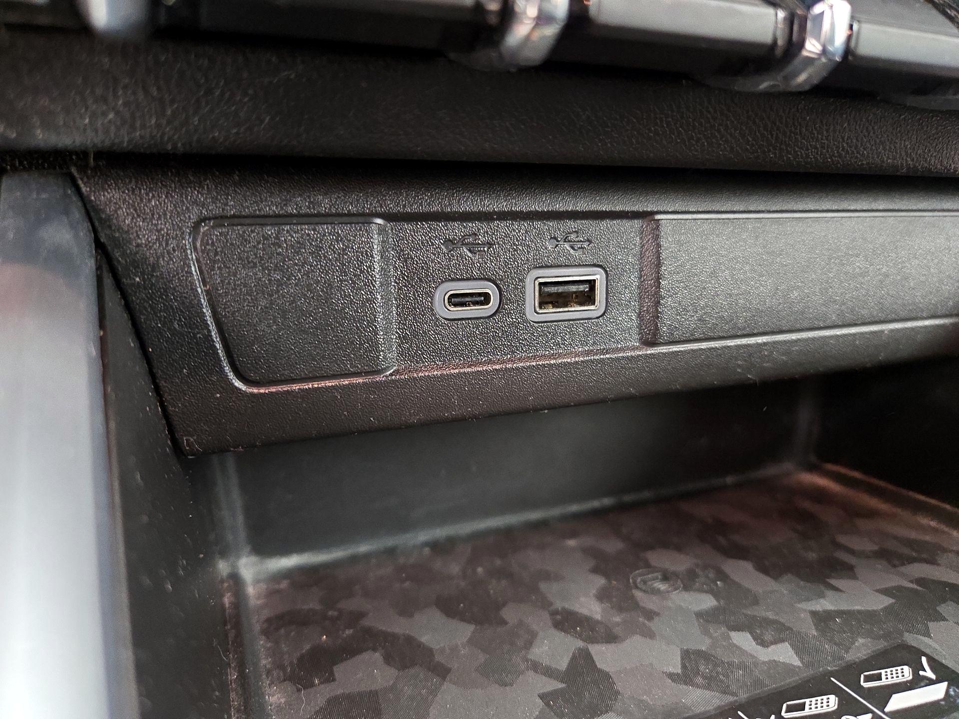 Thumbnail: 2023 Chevrolet Colorado - 18