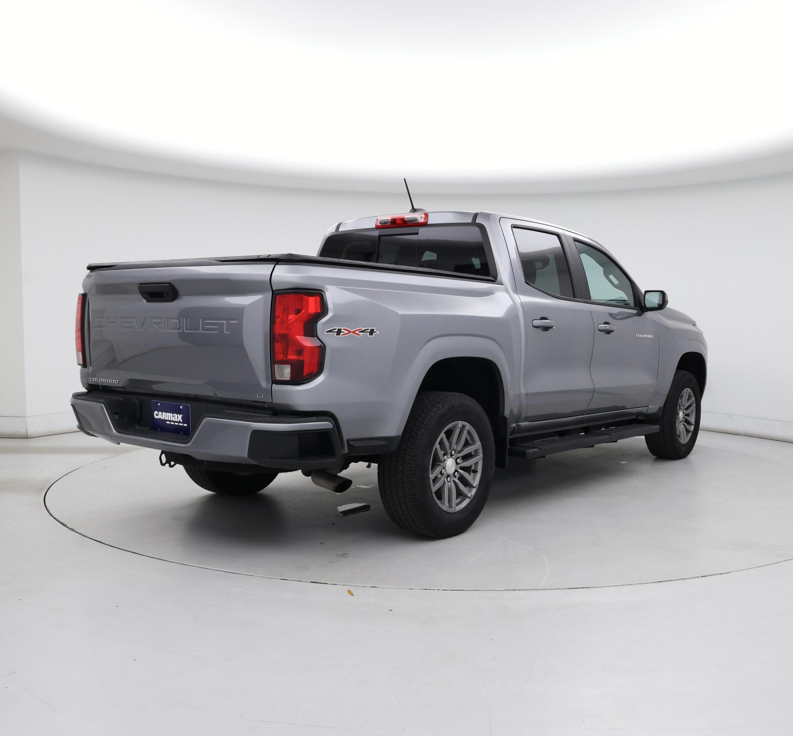 Thumbnail: 2023 Chevrolet Colorado - 8