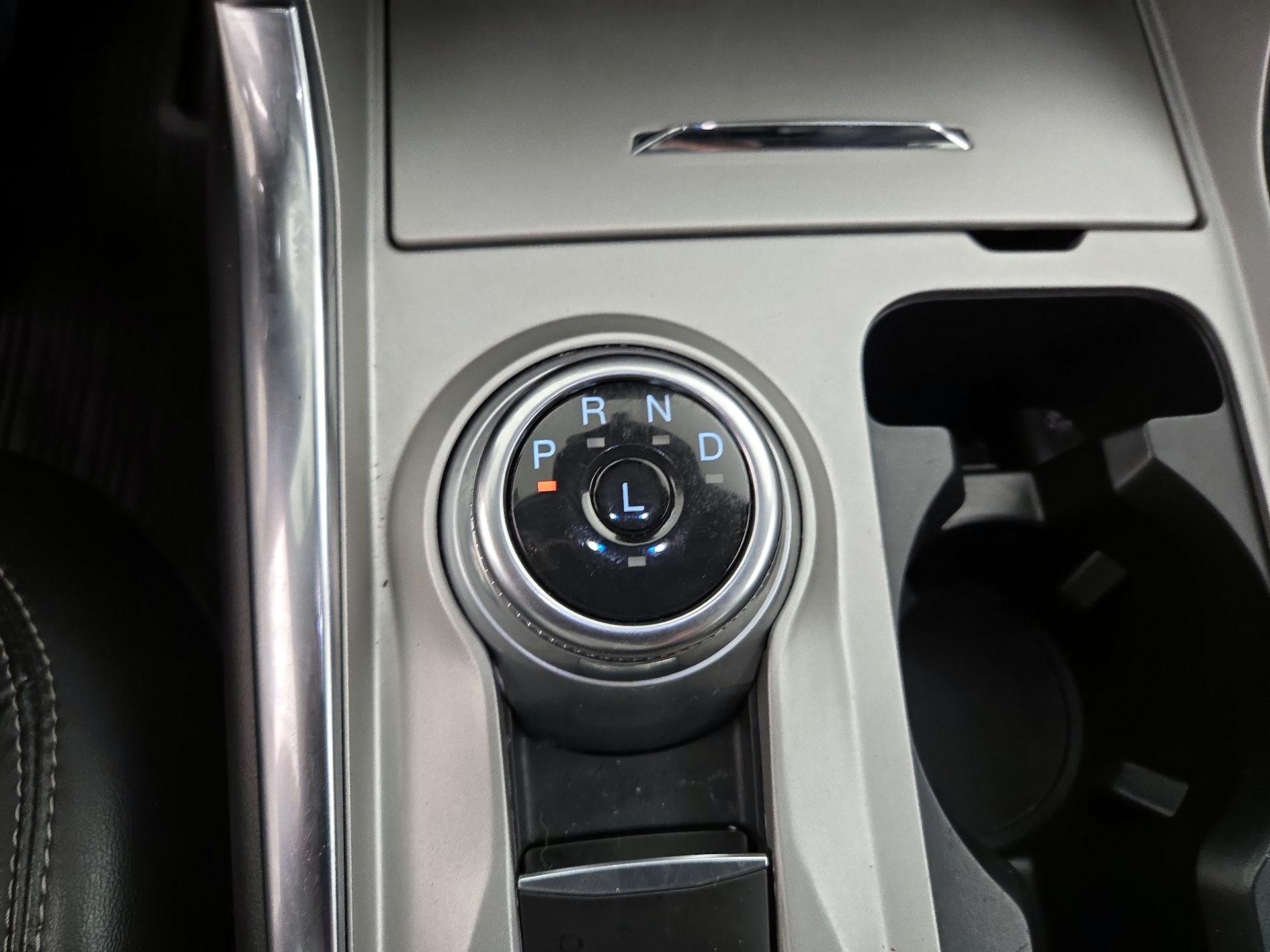 Thumbnail: 2021 Ford Explorer - 18