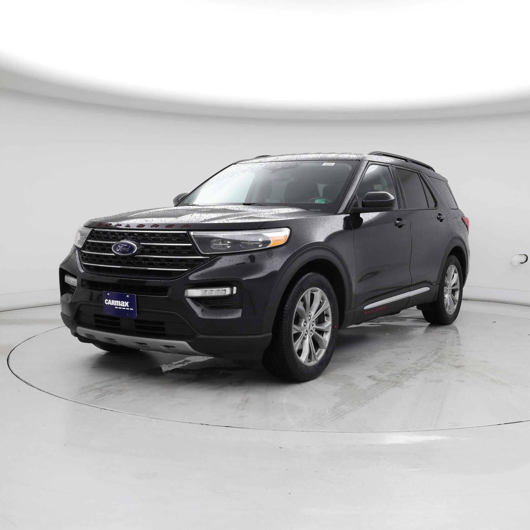 Thumbnail: 2021 Ford Explorer - 4