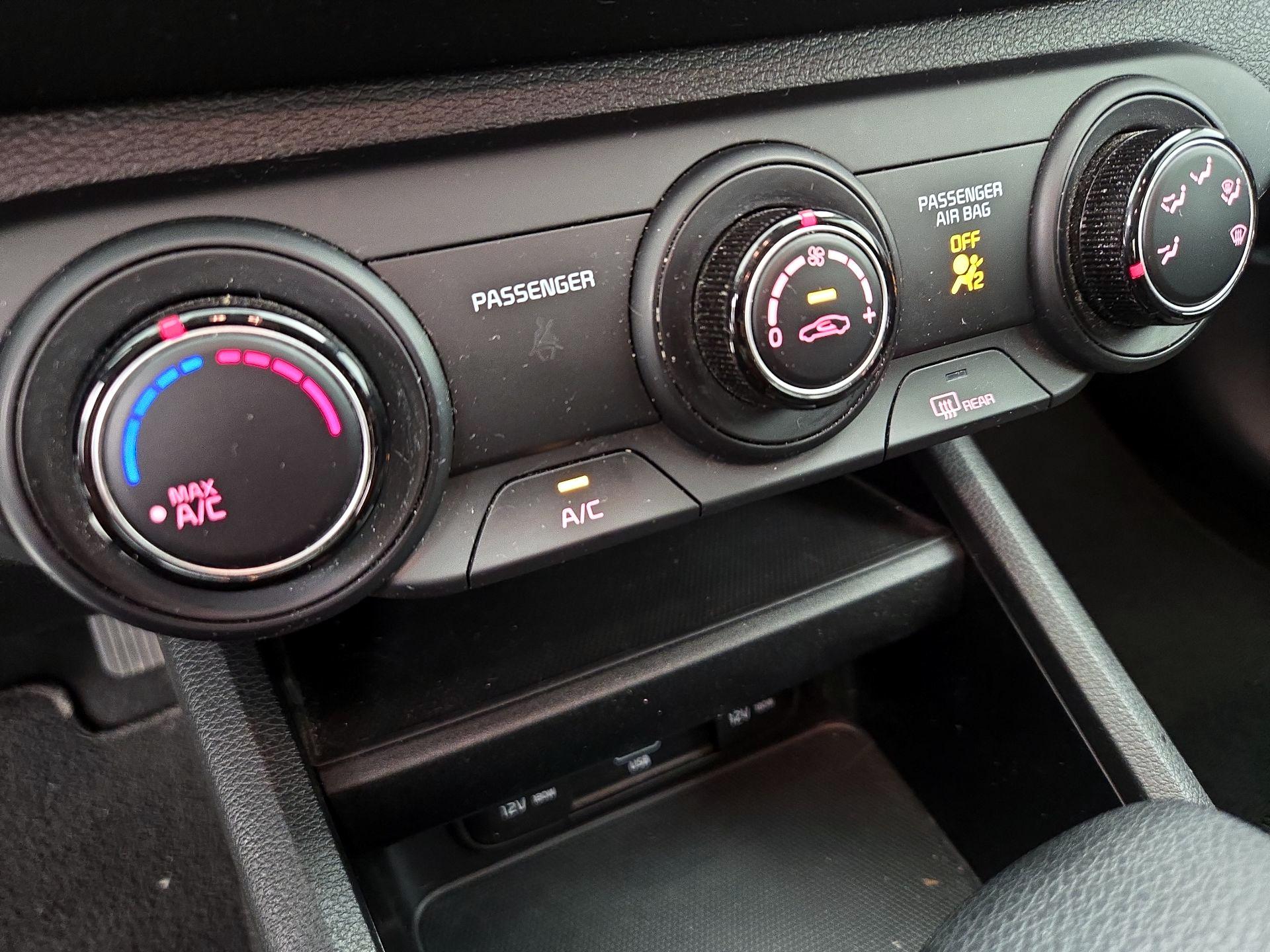 Thumbnail: 2023 Kia Forte - 16