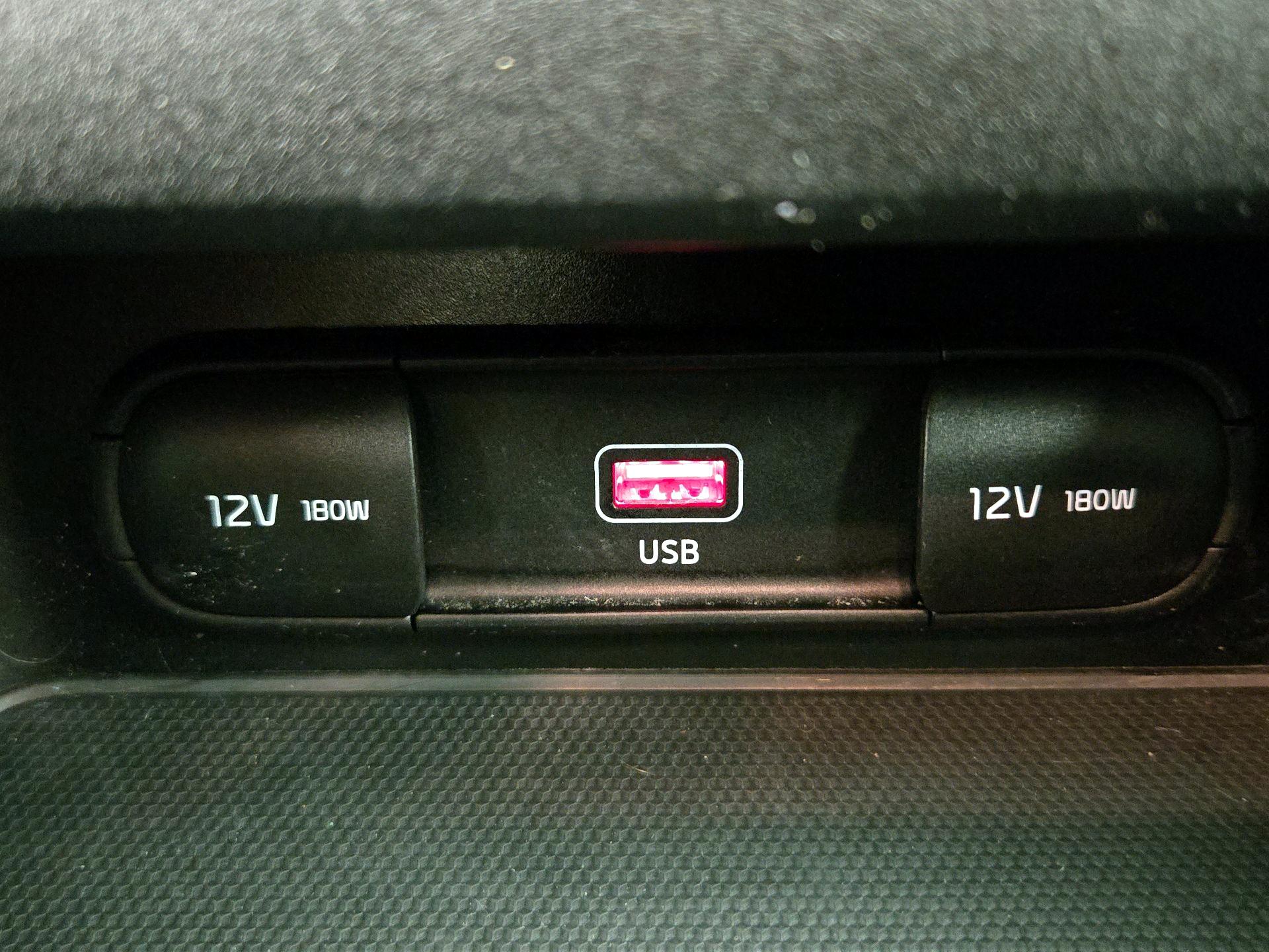 Thumbnail: 2023 Kia Forte - 18