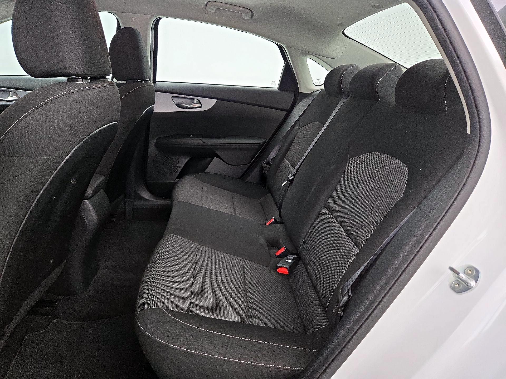 Thumbnail: 2023 Kia Forte - 19