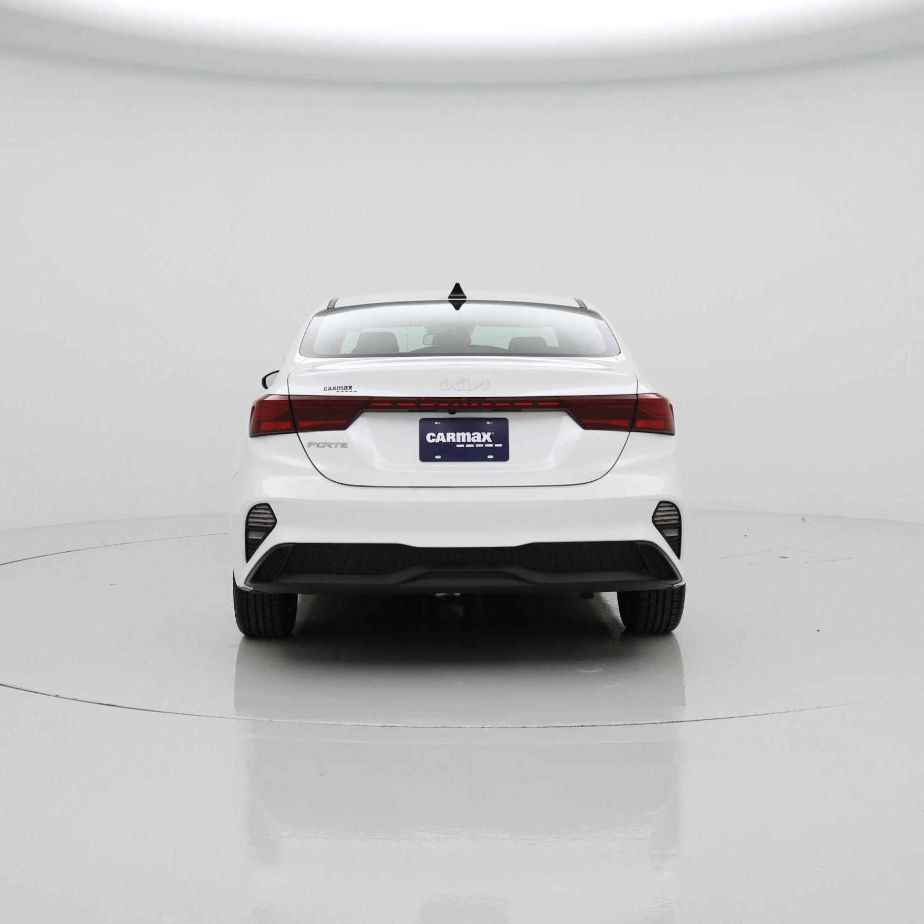 Thumbnail: 2023 Kia Forte - 6