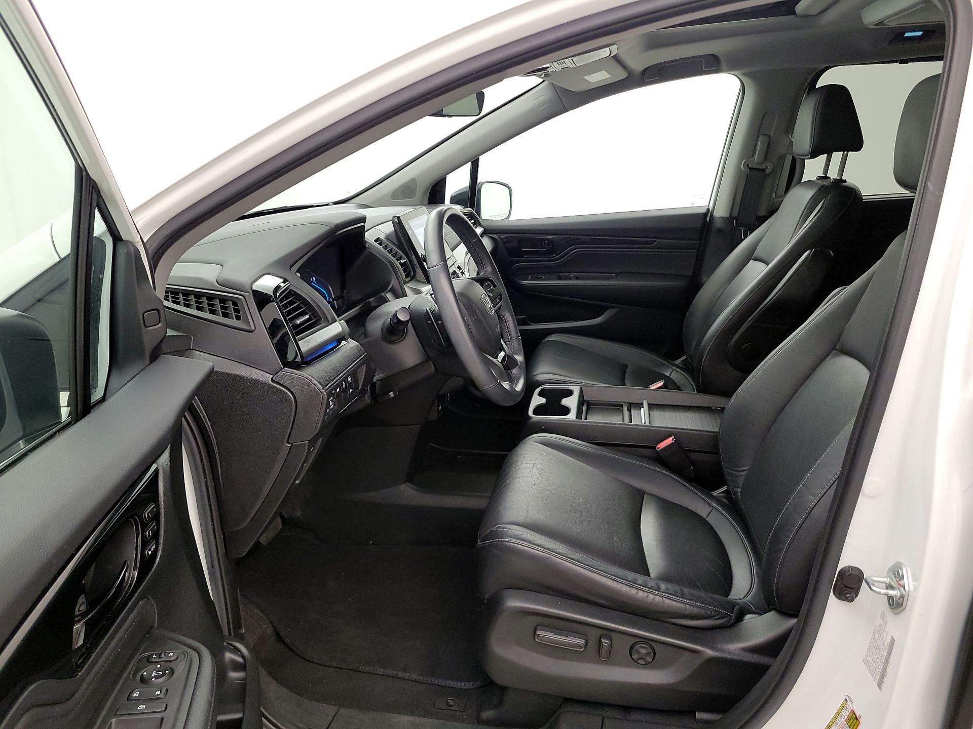 Thumbnail: 2023 Honda Odyssey - 11