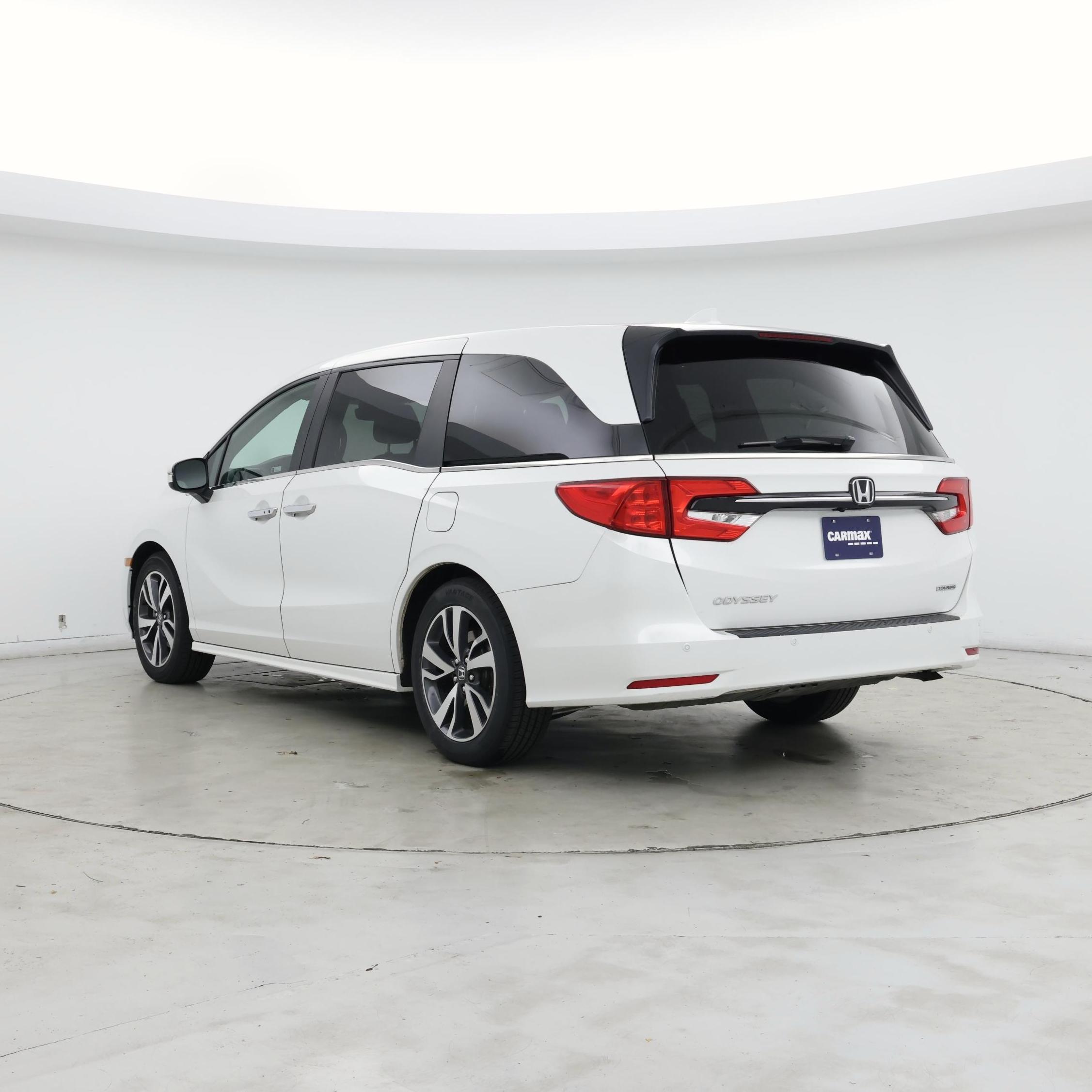 Thumbnail: 2023 Honda Odyssey - 2