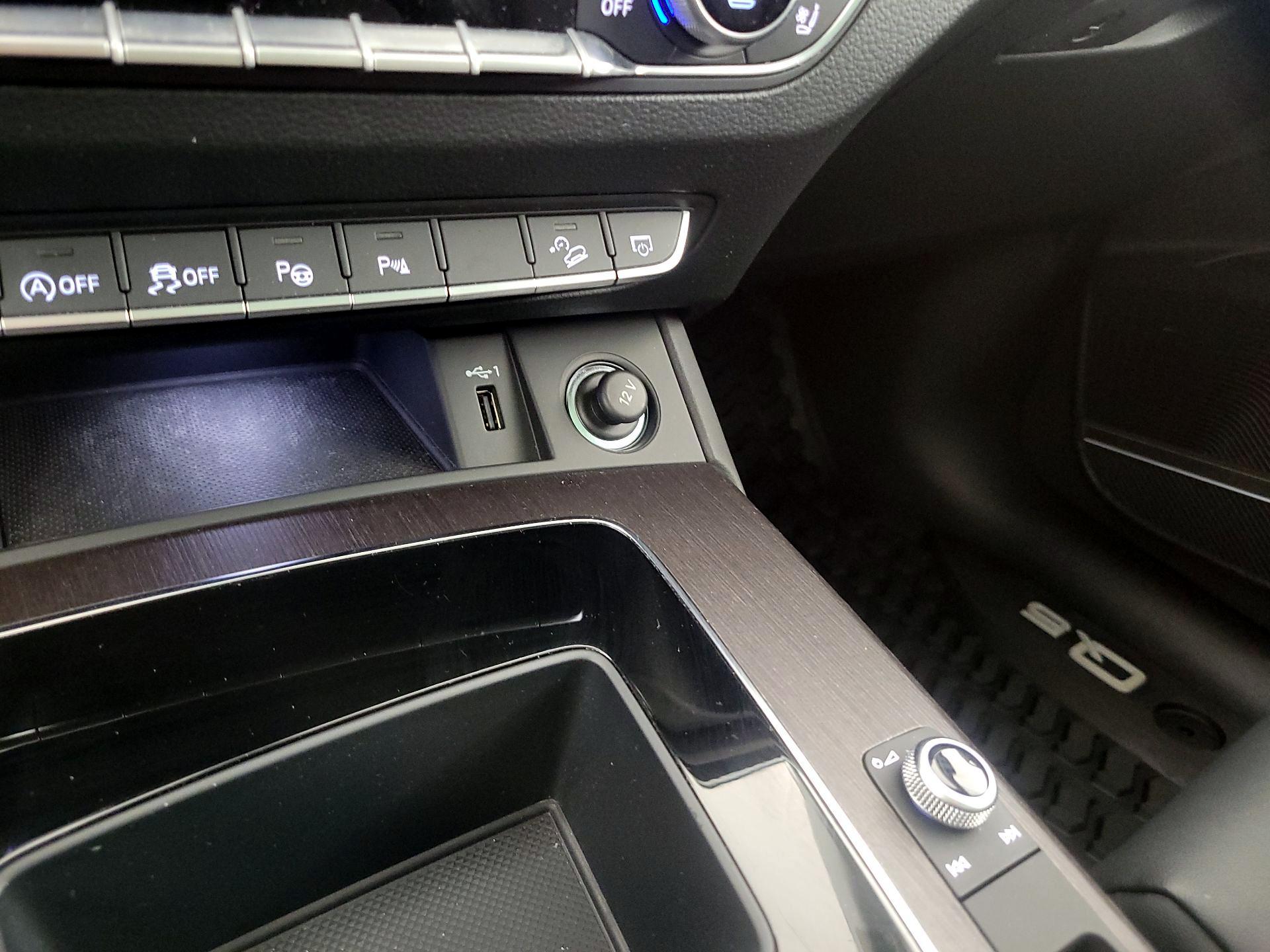 Thumbnail: 2022 Audi Q5 - 19