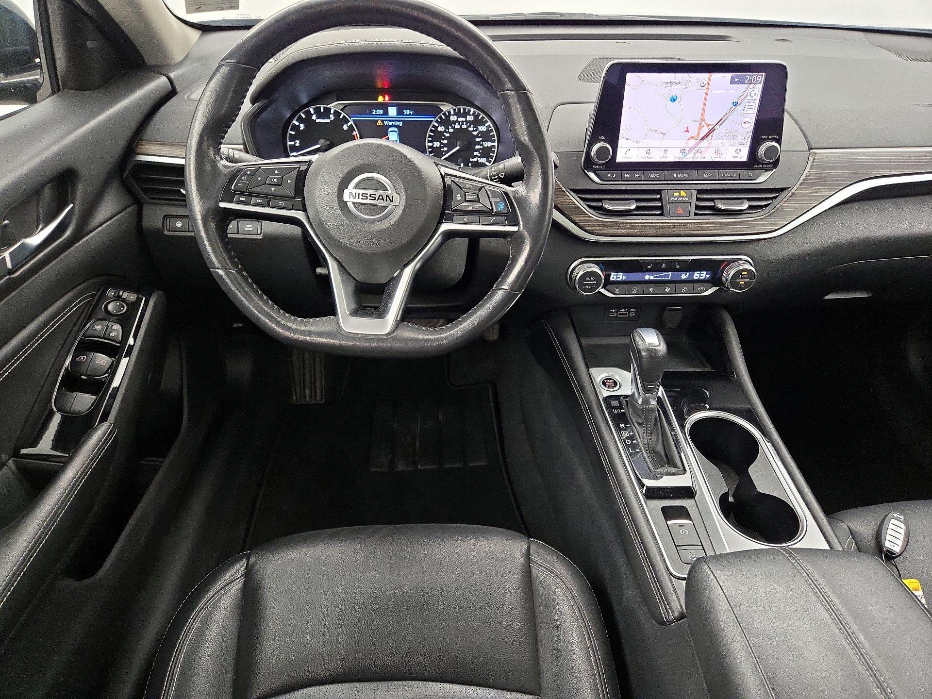 Thumbnail: 2022 Nissan Altima - 10