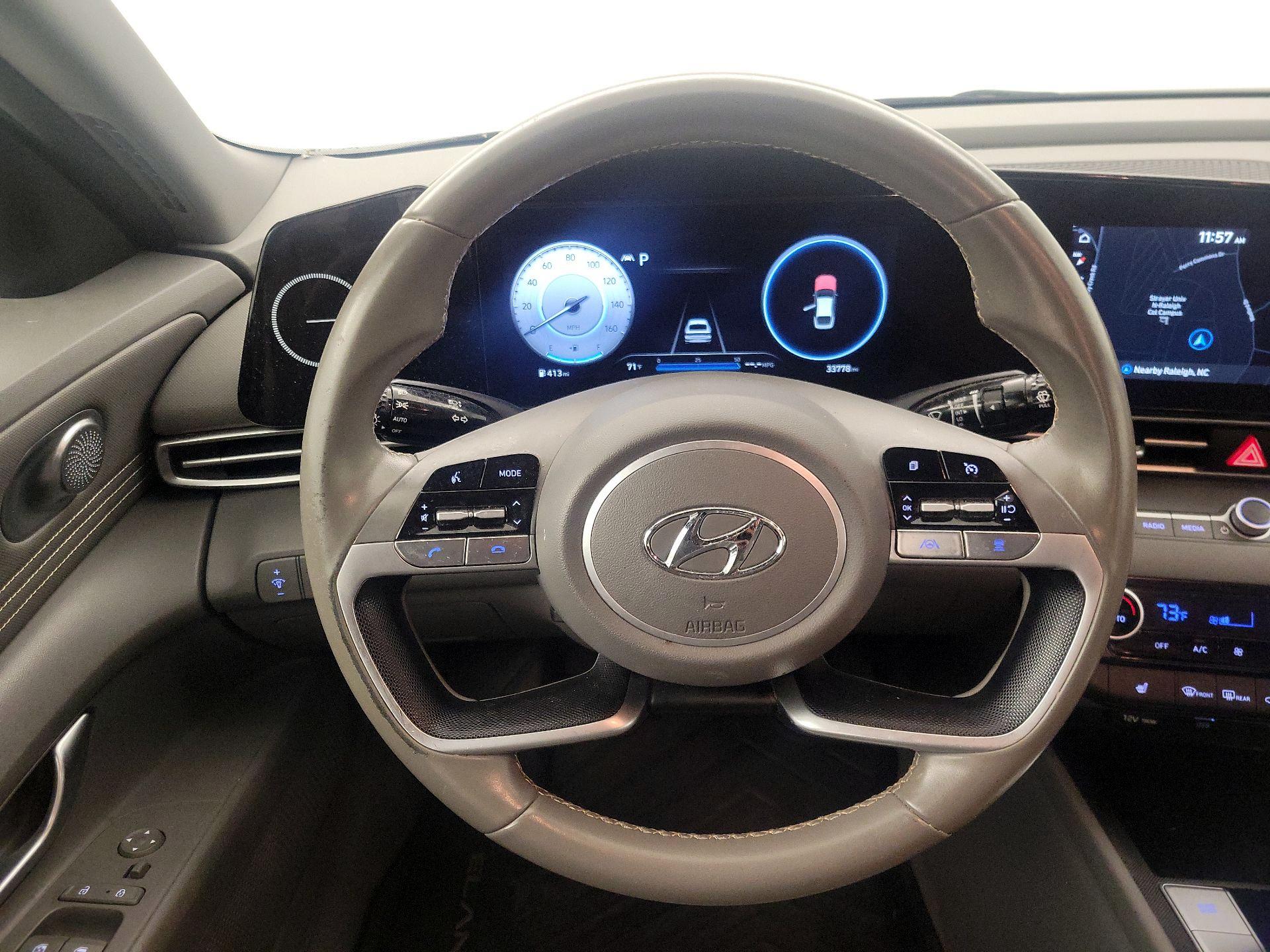 Thumbnail: 2023 Hyundai Elantra - 10