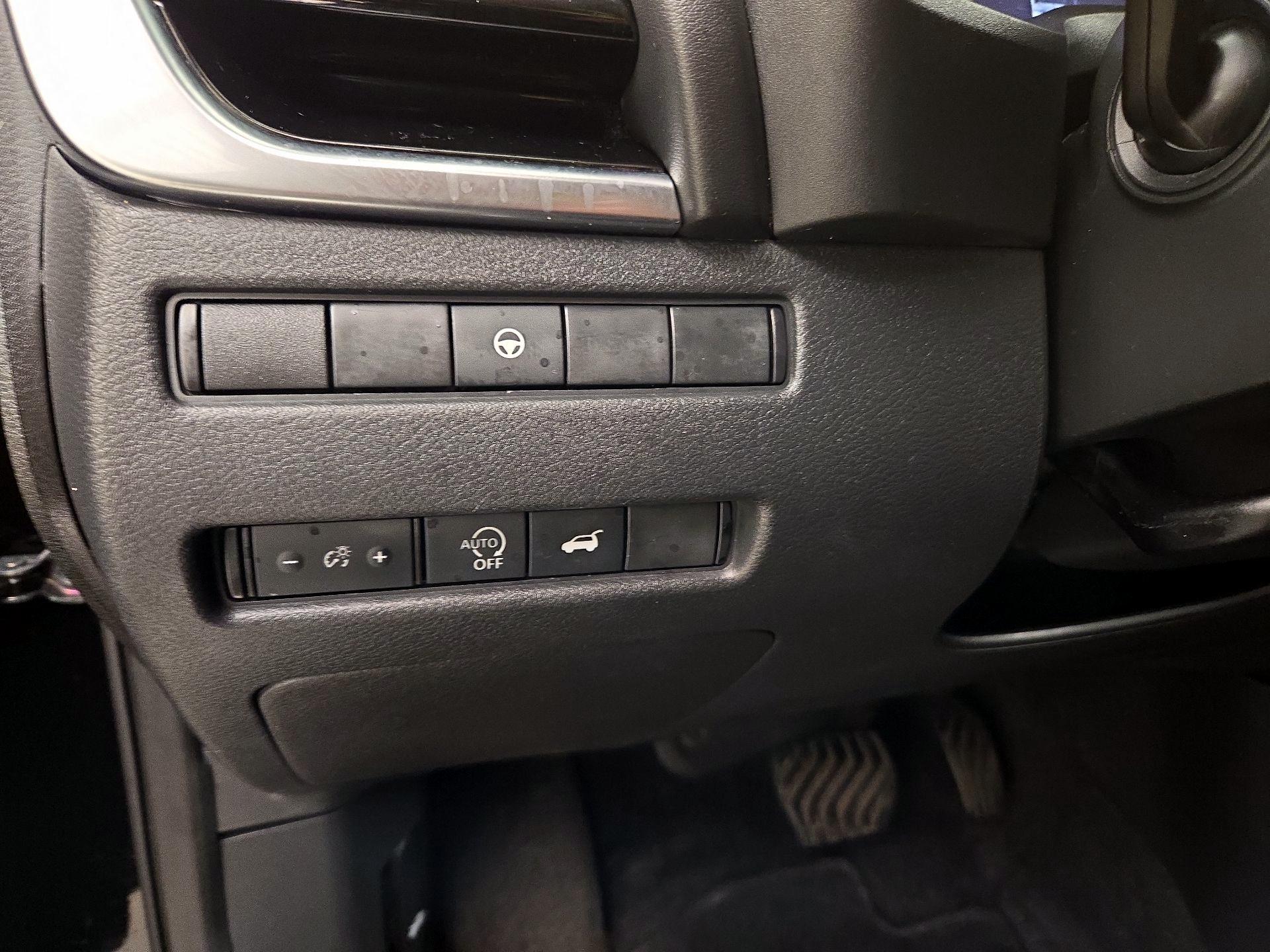 Thumbnail: 2023 Nissan Rogue - 13