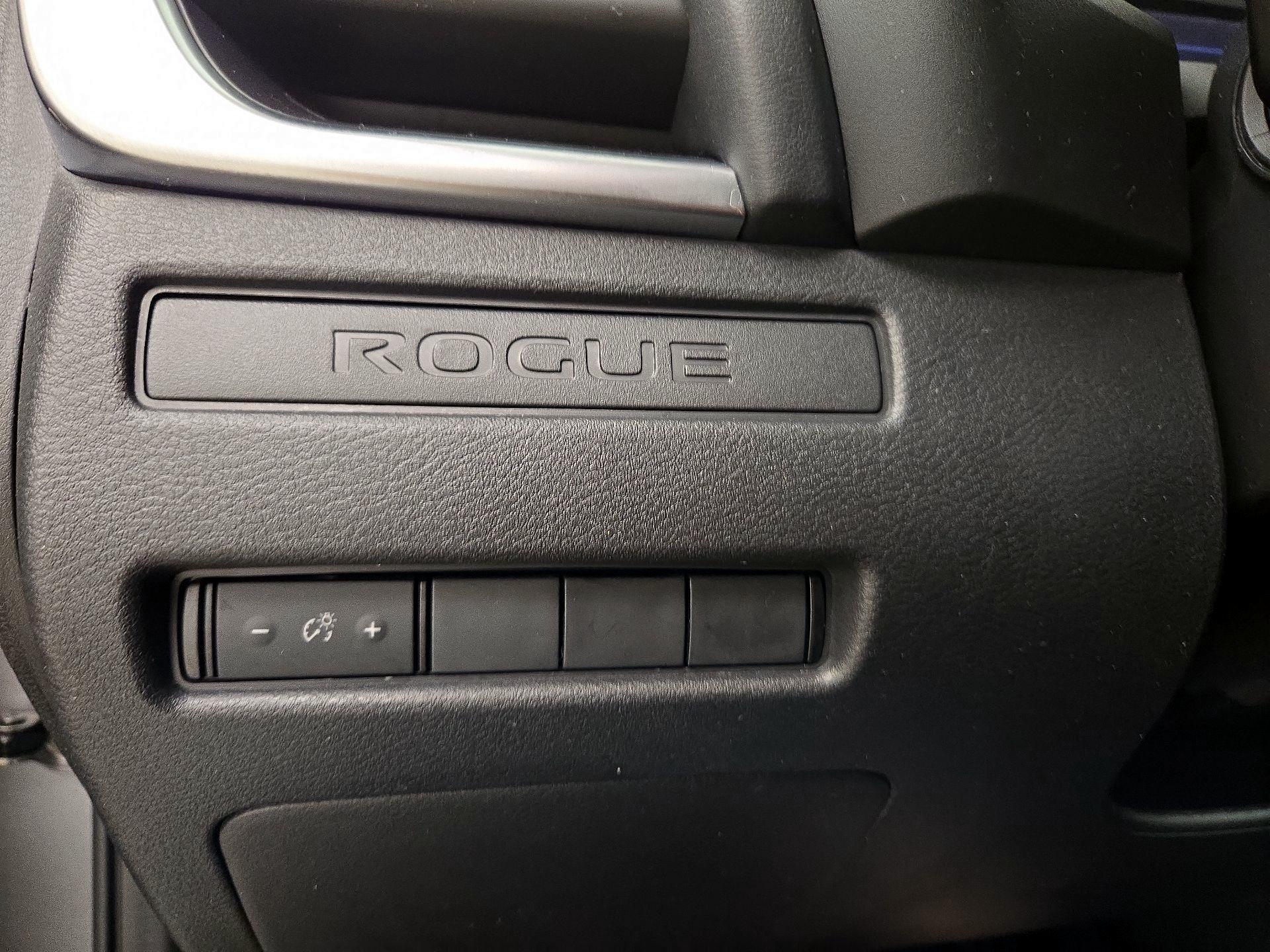 Thumbnail: 2022 Nissan Rogue - 13