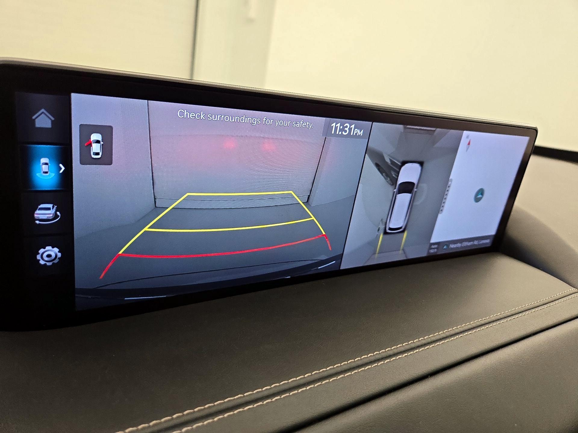 Thumbnail: 2023 Genesis GV80 - 15