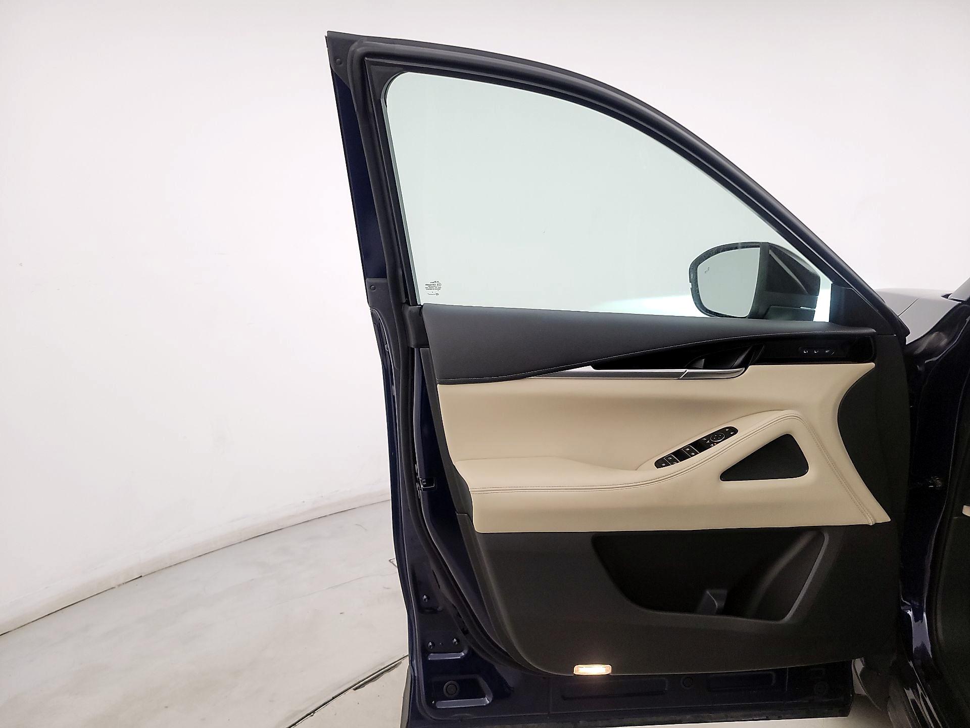 Thumbnail: 2023 INFINITI QX60 - 12