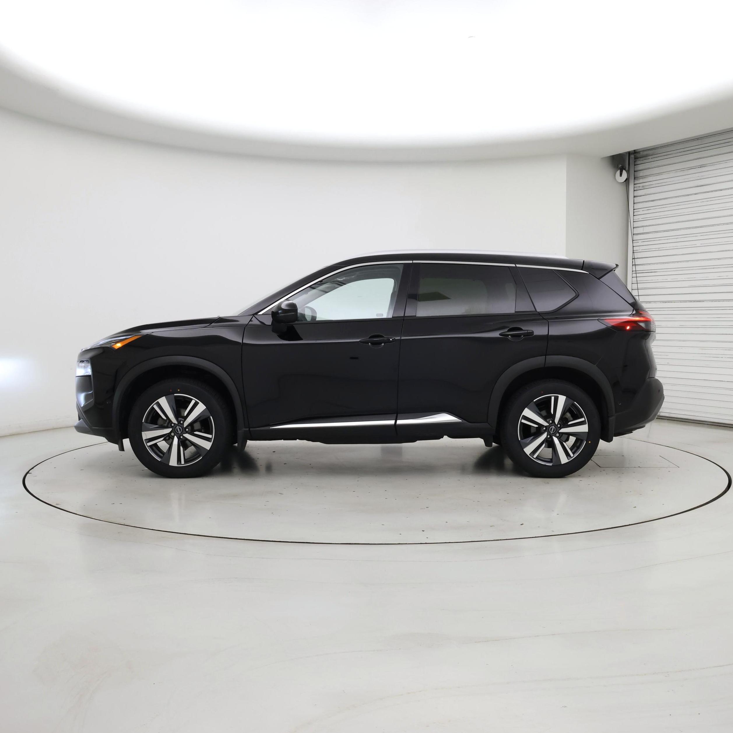 Thumbnail: 2023 Nissan Rogue - 3