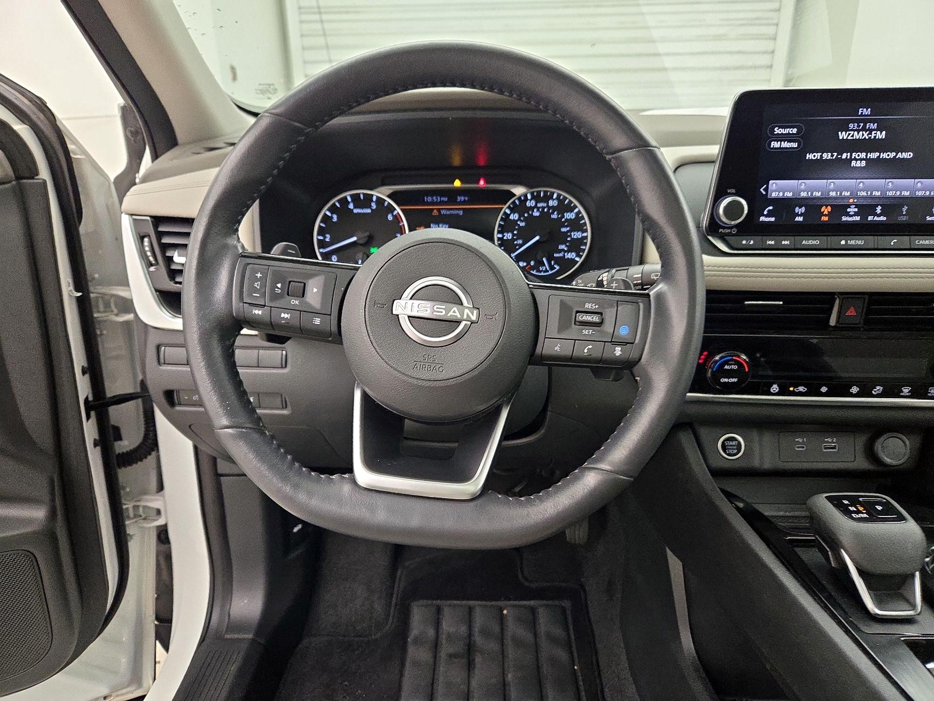 Thumbnail: 2022 Nissan Rogue - 10