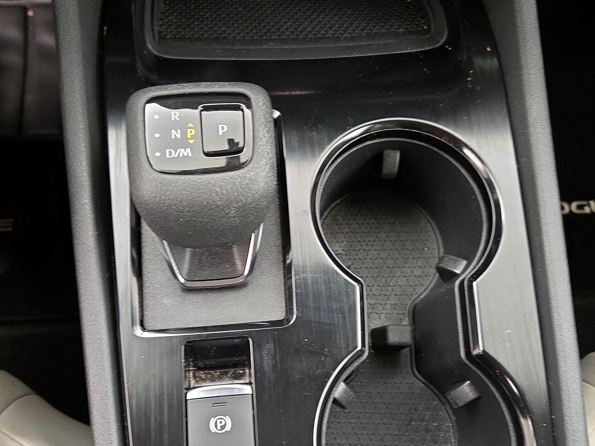 Thumbnail: 2022 Nissan Rogue - 17