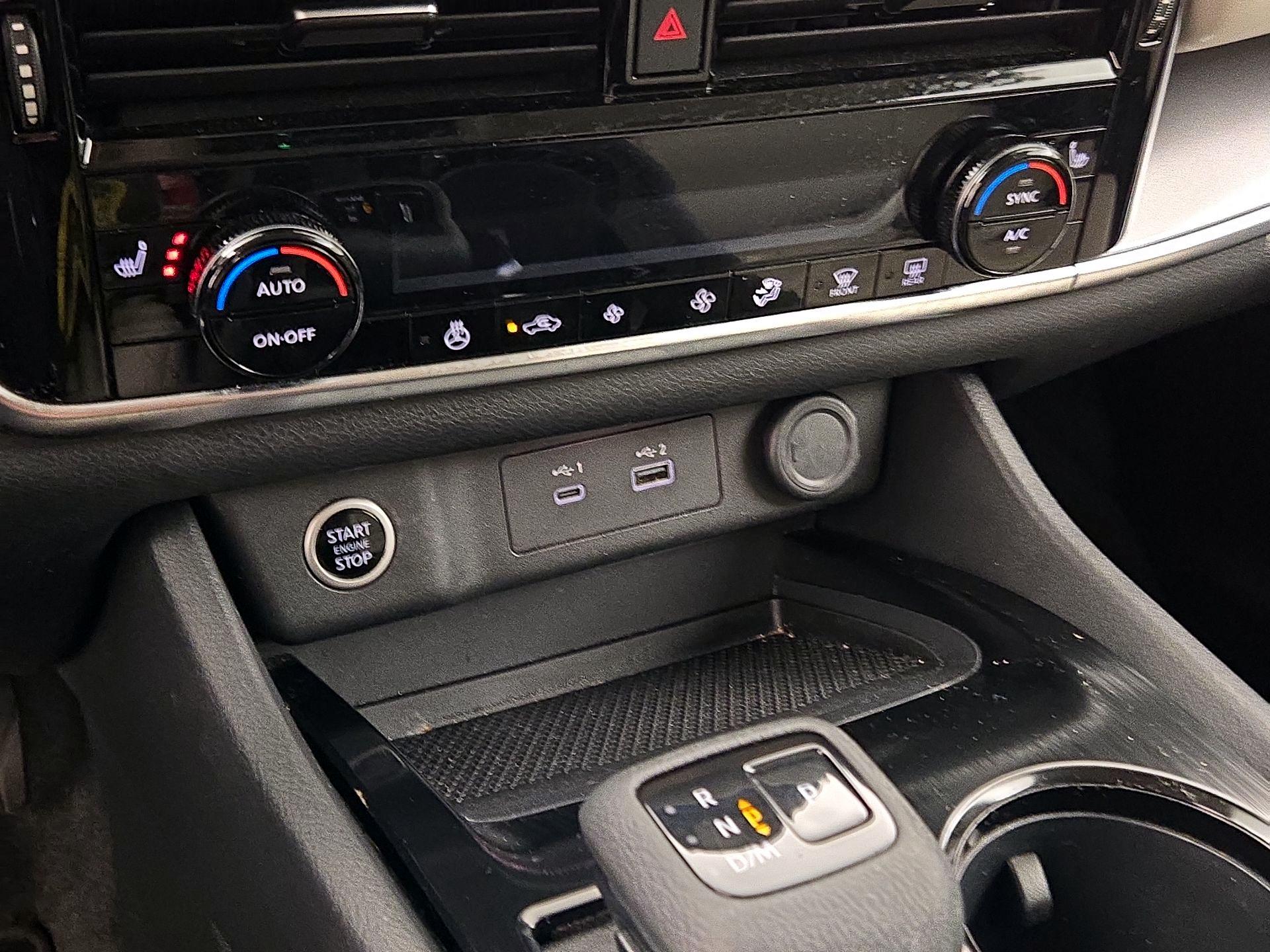 Thumbnail: 2022 Nissan Rogue - 18