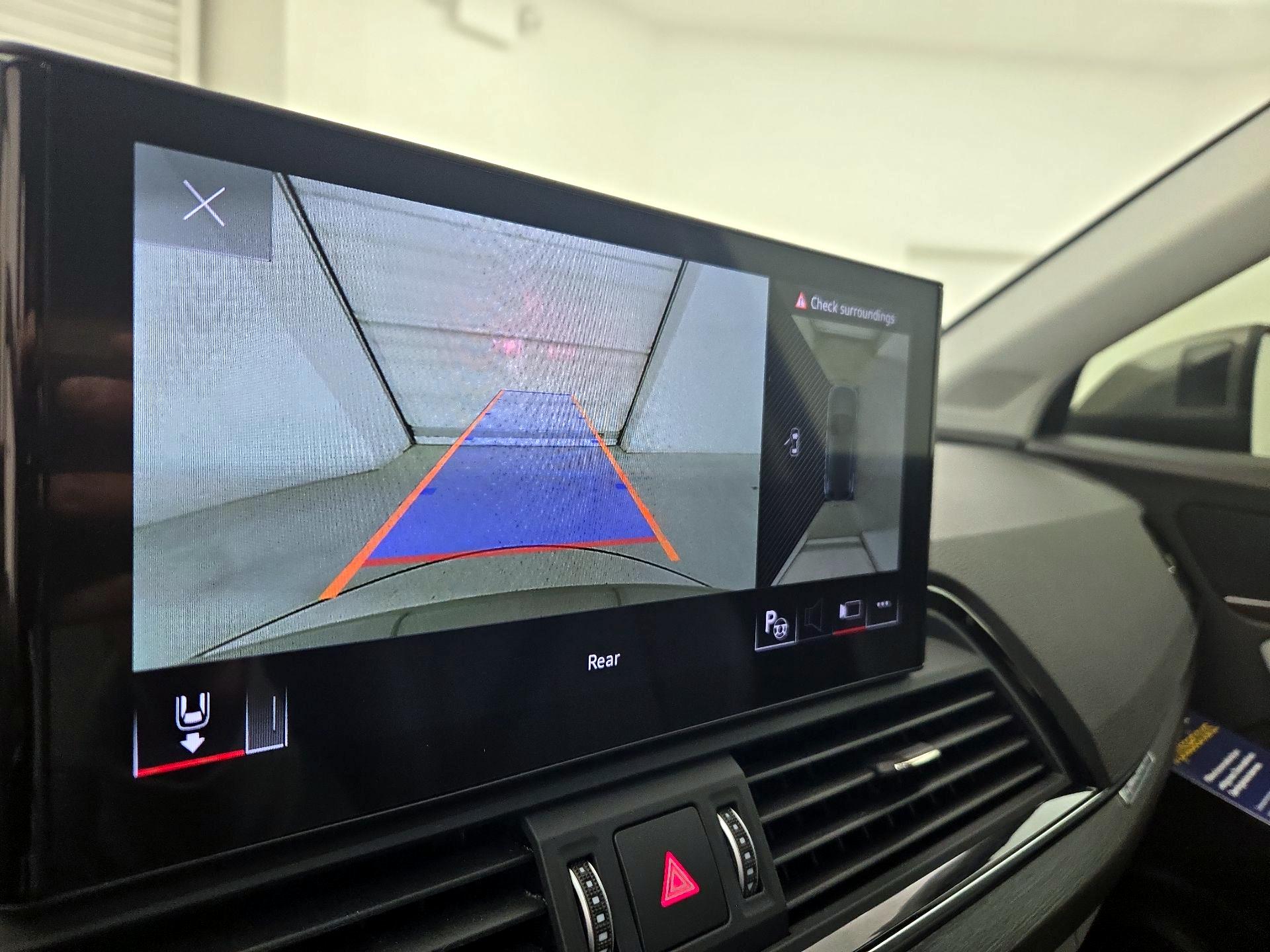 Thumbnail: 2023 Audi Q5 - 15