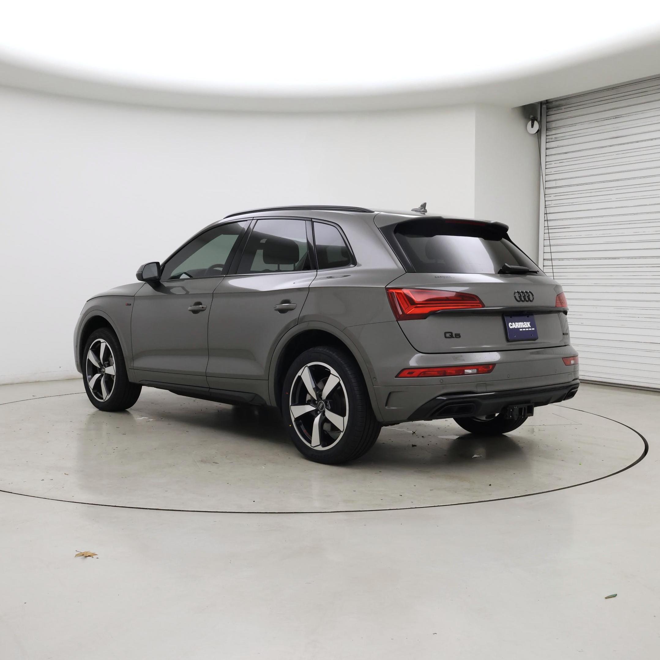 Thumbnail: 2023 Audi Q5 - 2