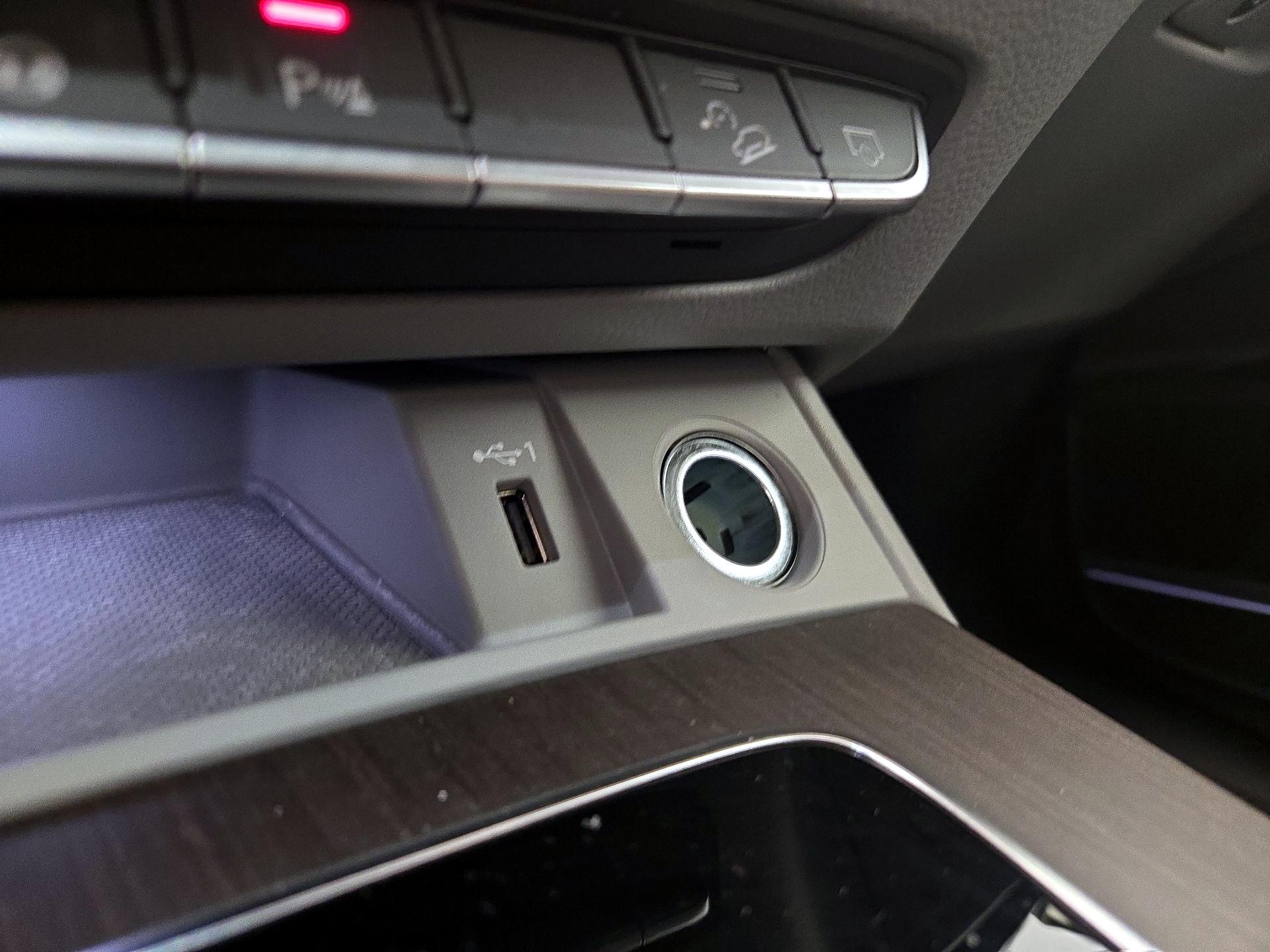 Thumbnail: 2023 Audi Q5 - 19