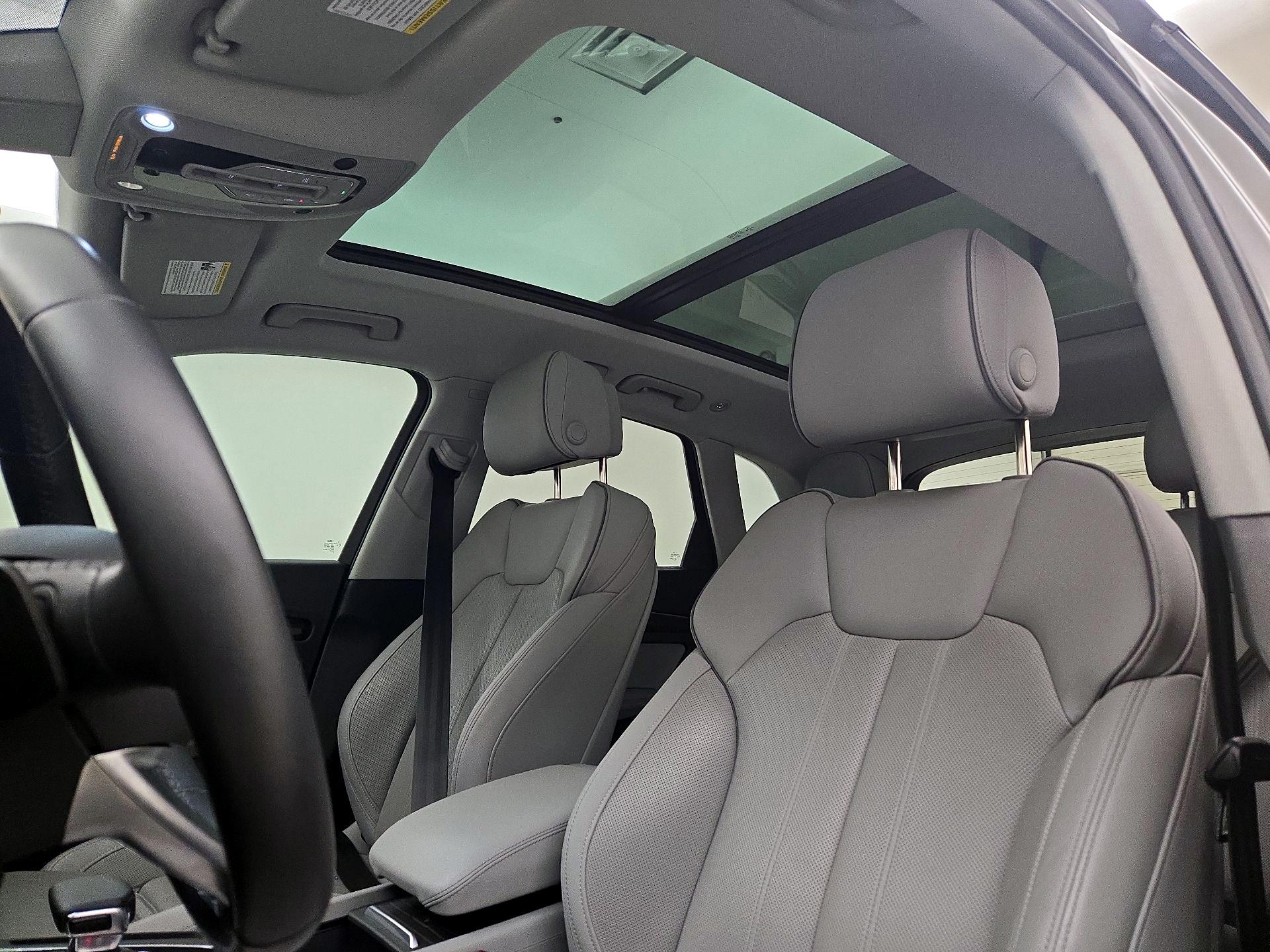 Thumbnail: 2023 Audi Q5 - 20