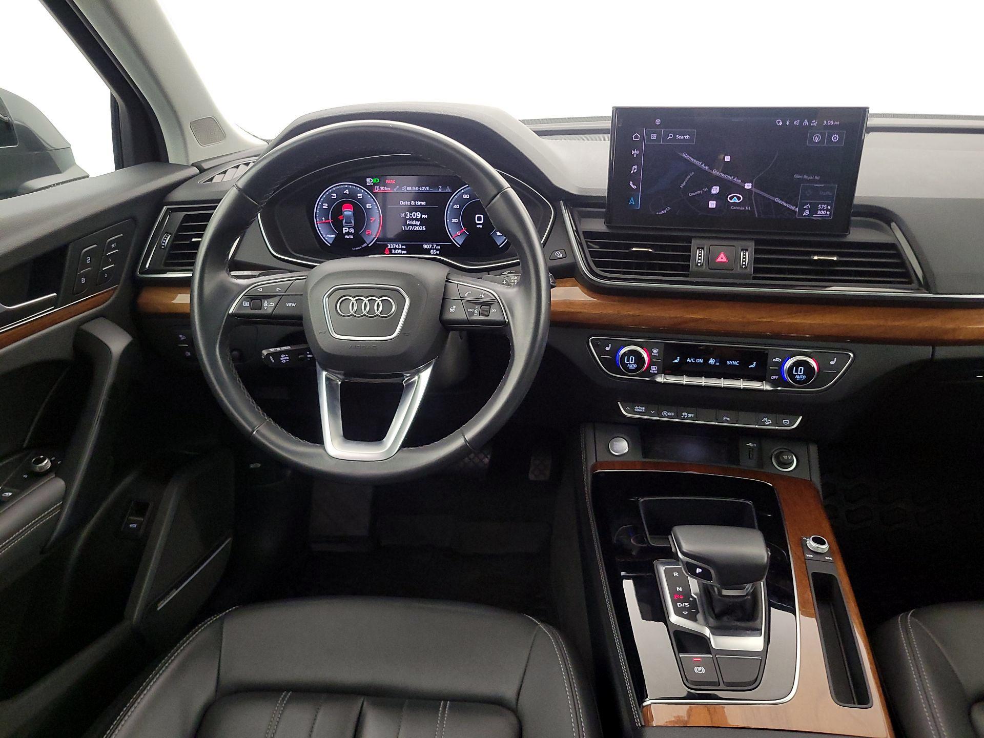 Thumbnail: 2022 Audi Q5 - 10