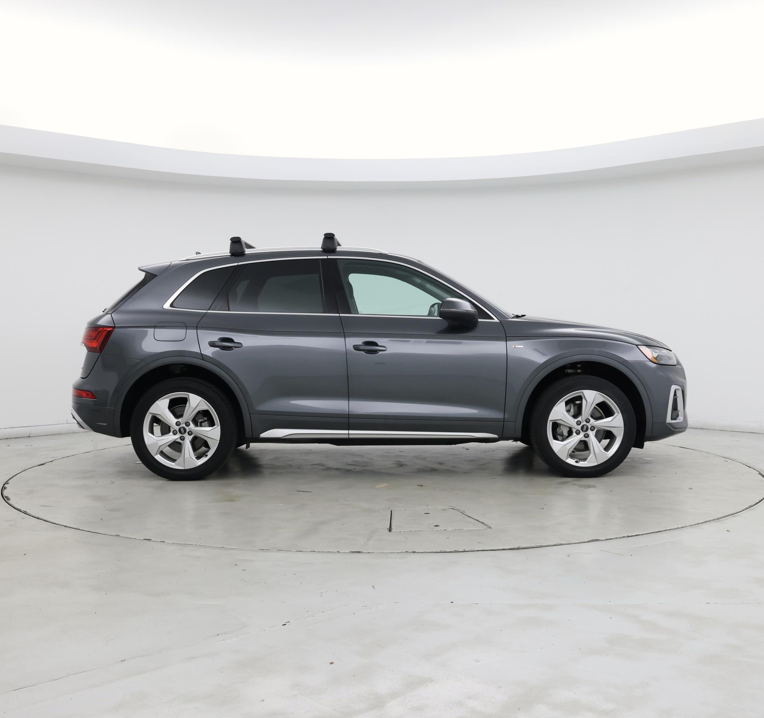 Thumbnail: 2022 Audi Q5 - 7