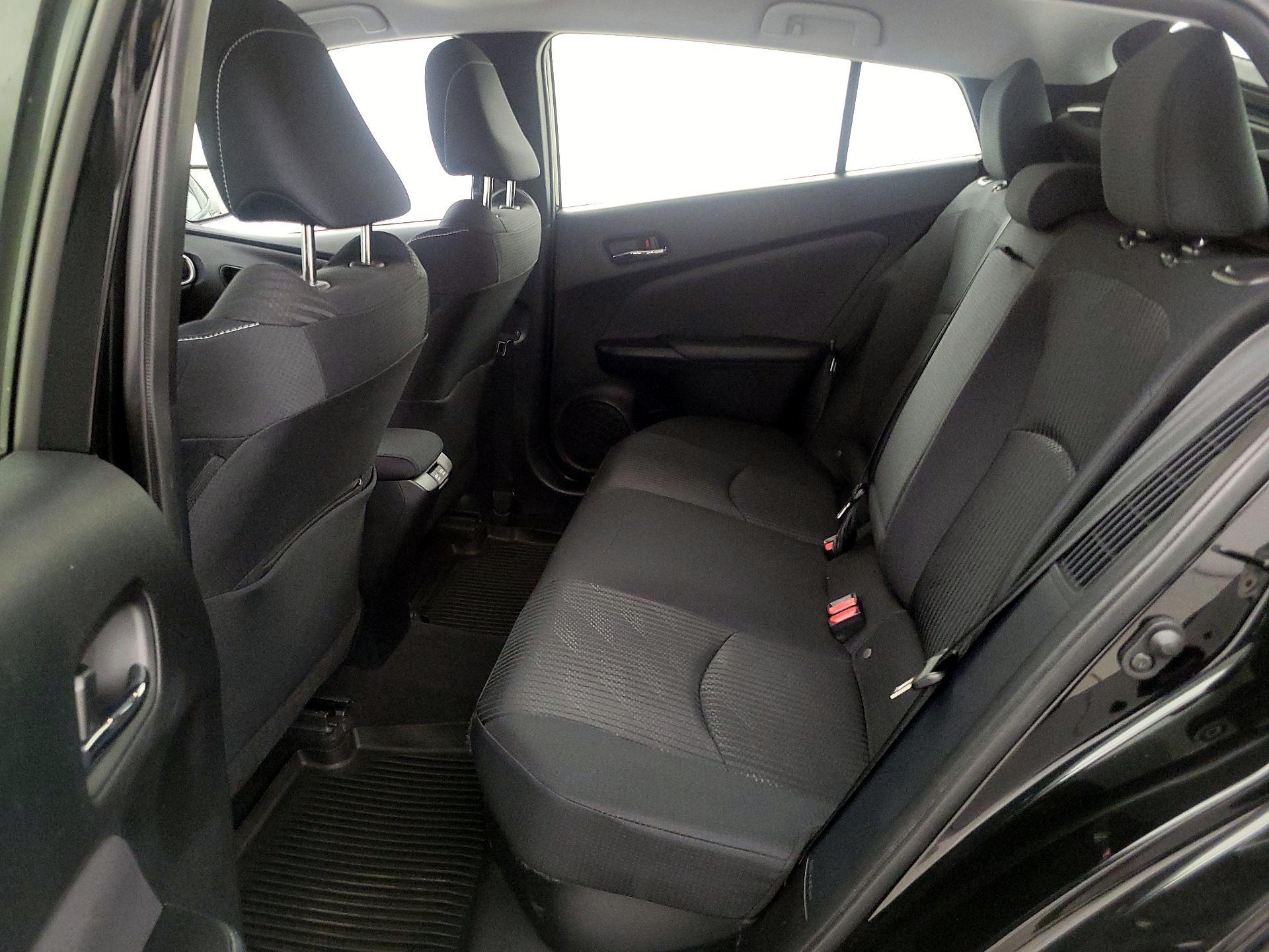 Thumbnail: 2022 Toyota Prius Prime - 19