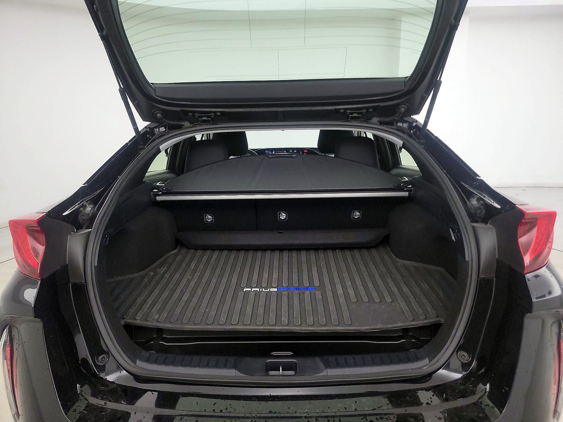 Thumbnail: 2022 Toyota Prius Prime - 20