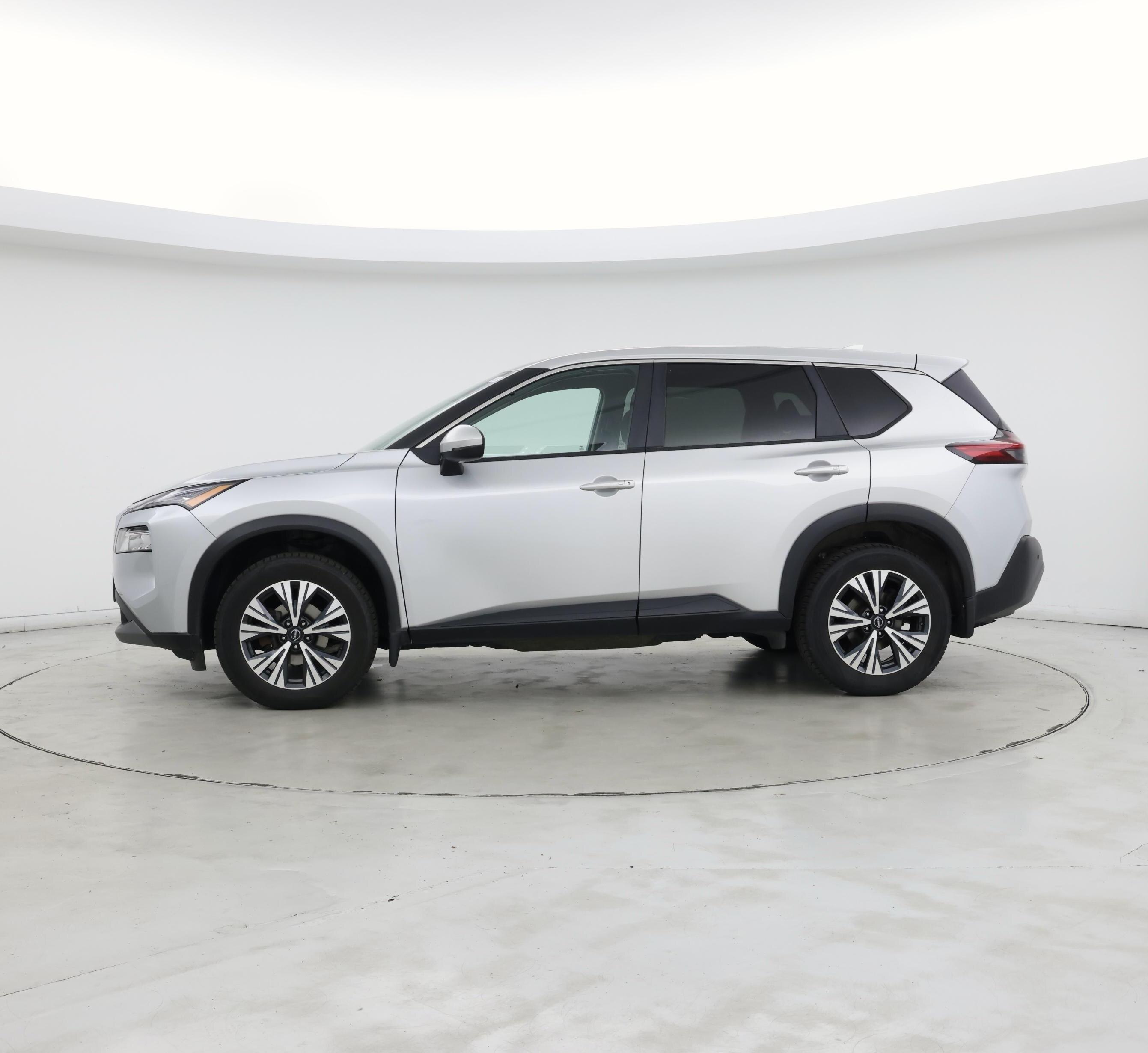 Thumbnail: 2022 Nissan Rogue - 3