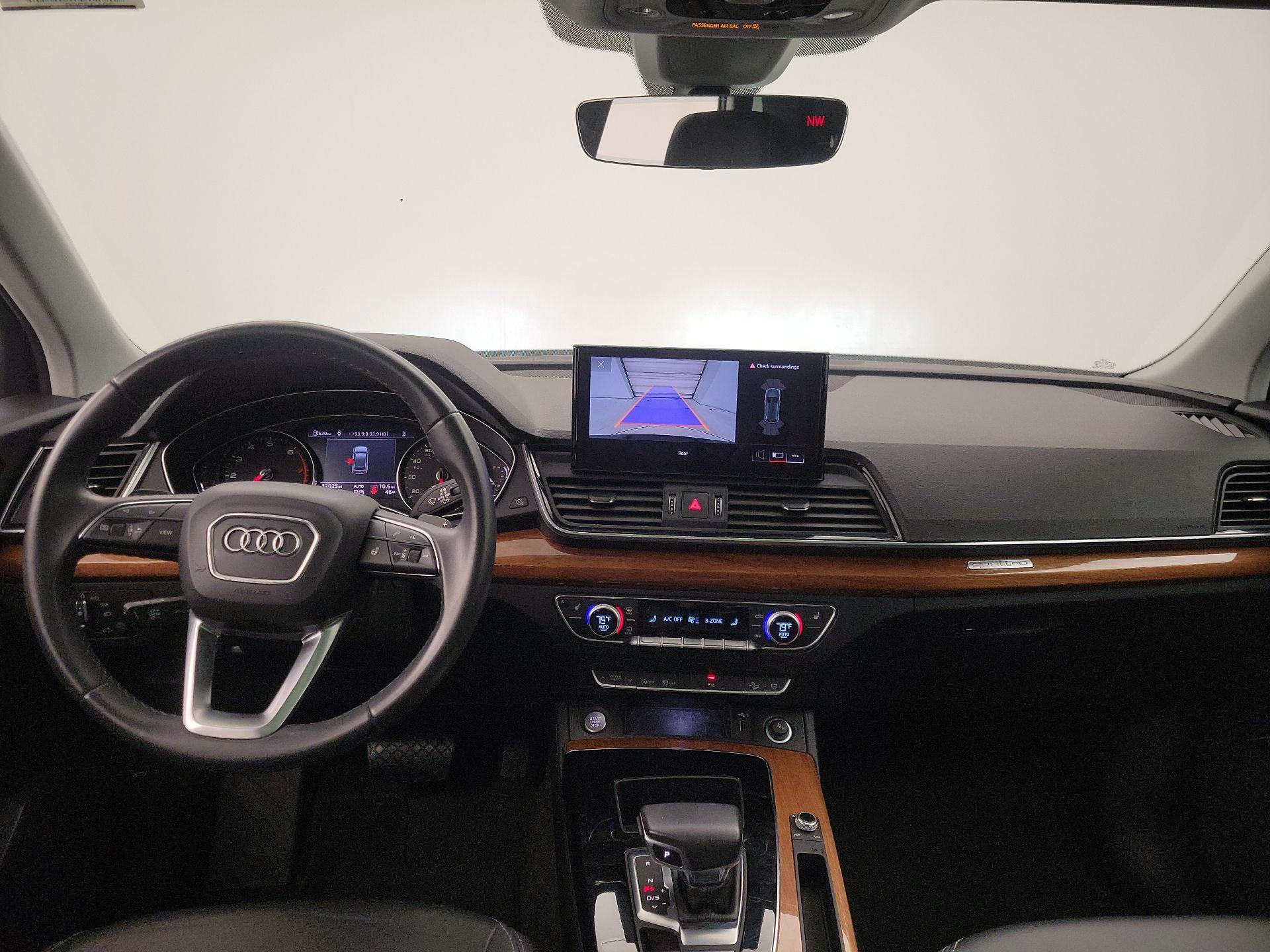 Thumbnail: 2023 Audi Q5 - 9