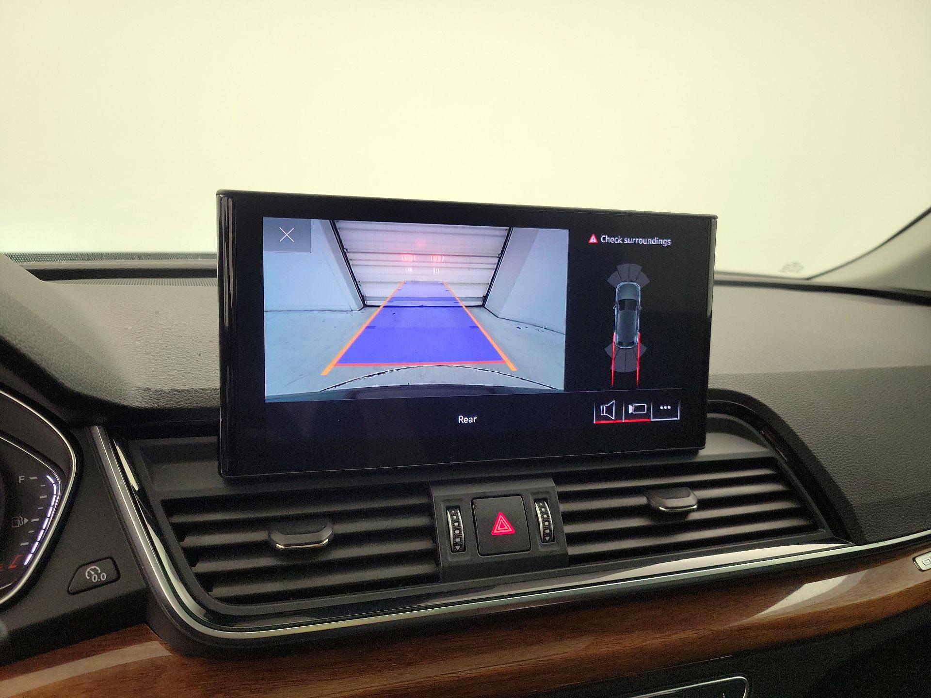 Thumbnail: 2023 Audi Q5 - 14