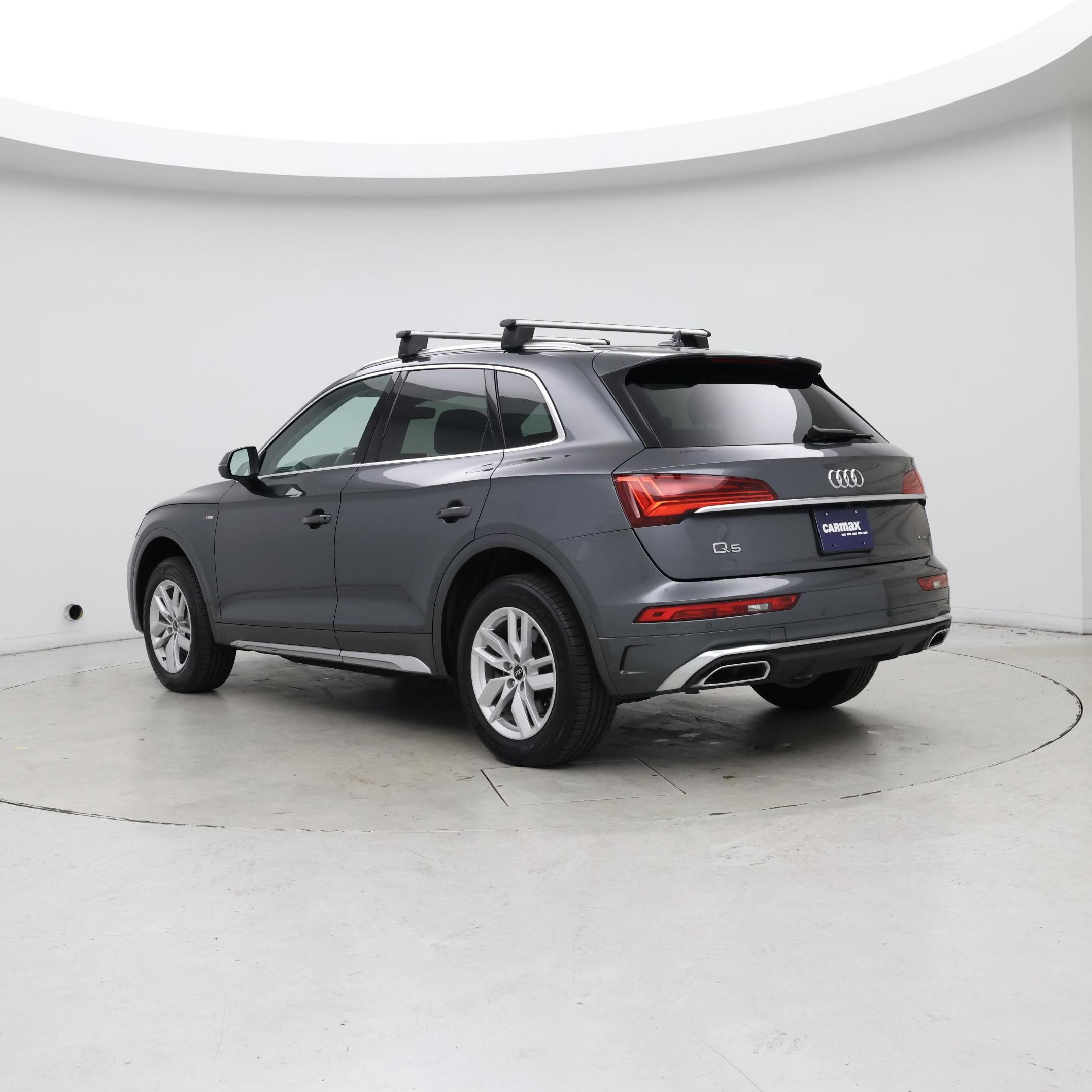 Thumbnail: 2023 Audi Q5 - 2